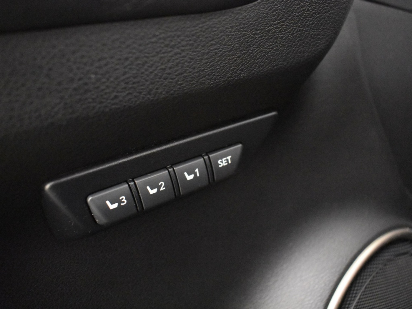 Foto van Lexus Lexus Nx300h