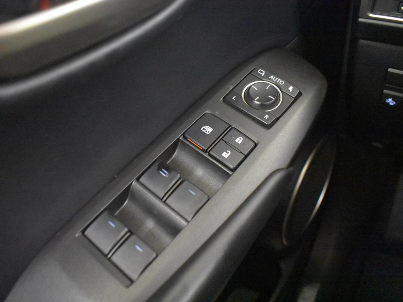 Foto van Lexus Lexus Nx300h