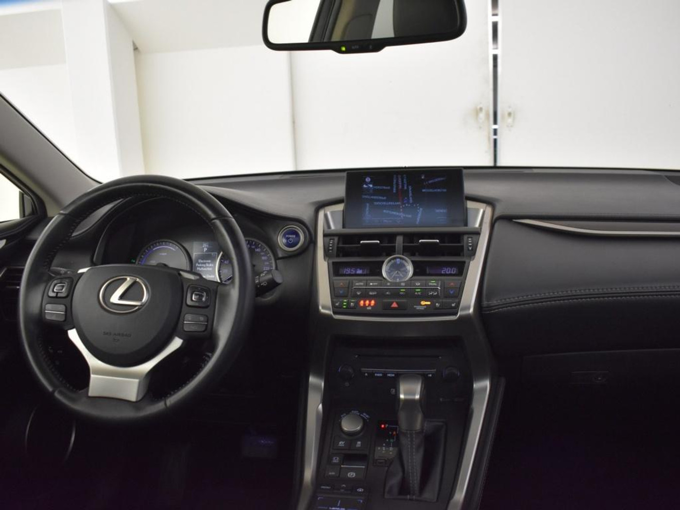 Foto van Lexus Lexus Nx300h