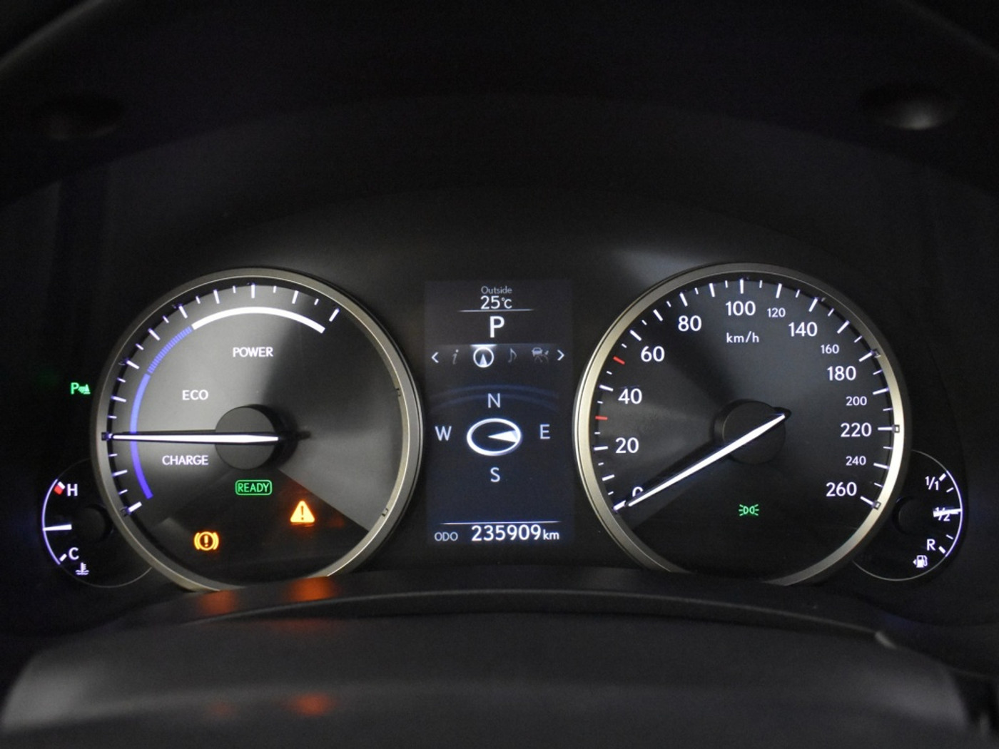 Foto van Lexus Lexus Nx300h
