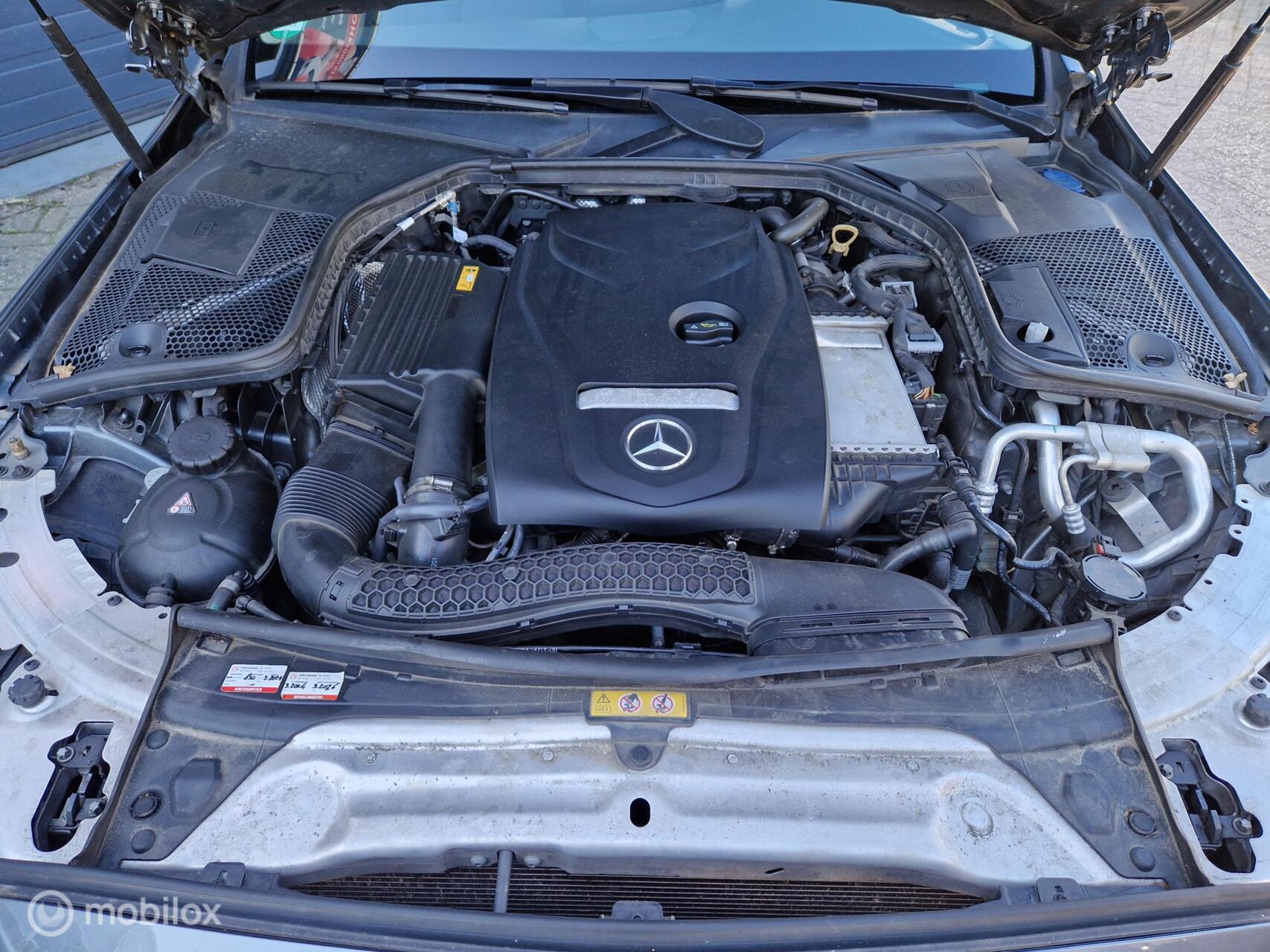 Foto van Mercedes-Benz C 200