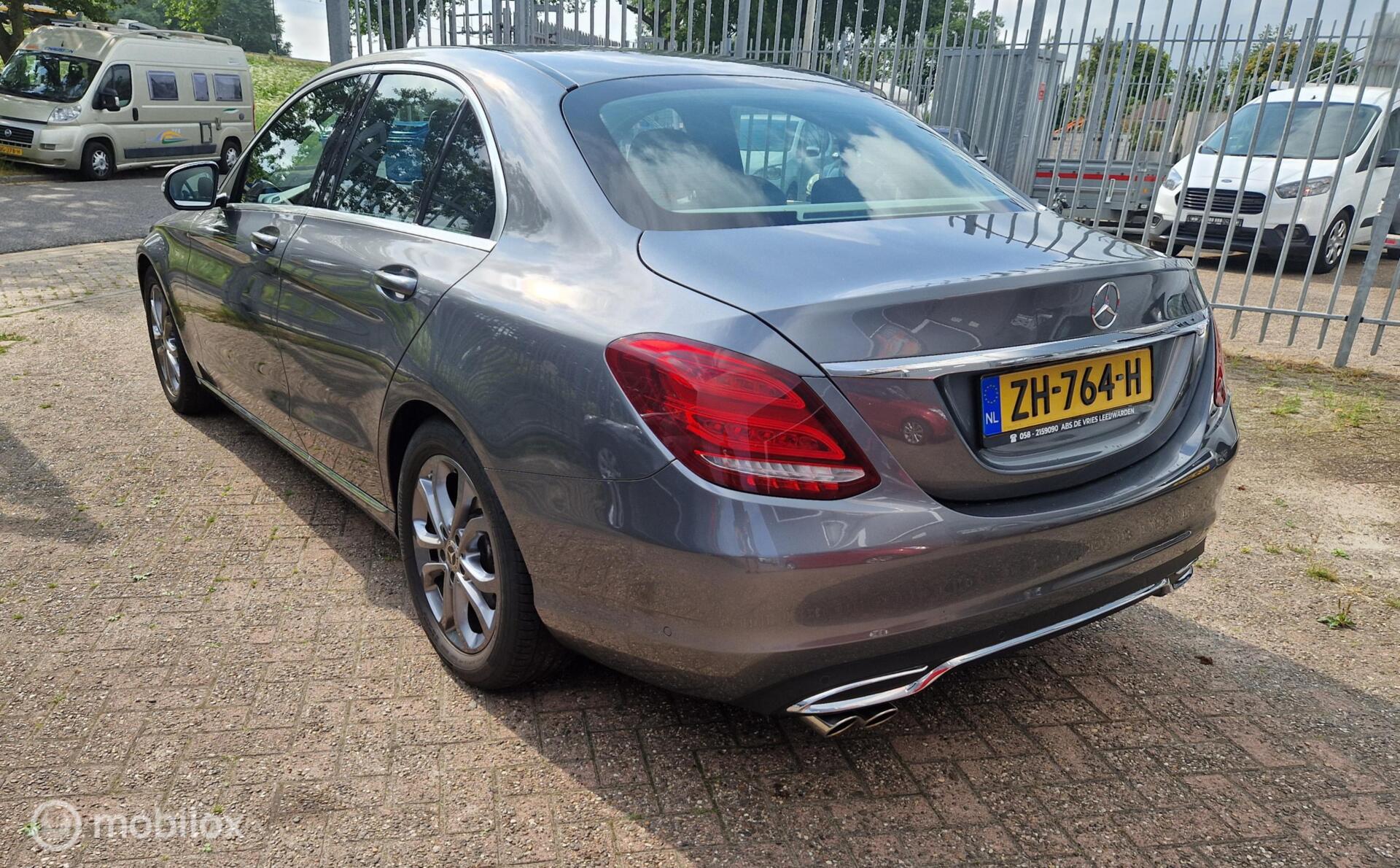 Foto van Mercedes-Benz C 200