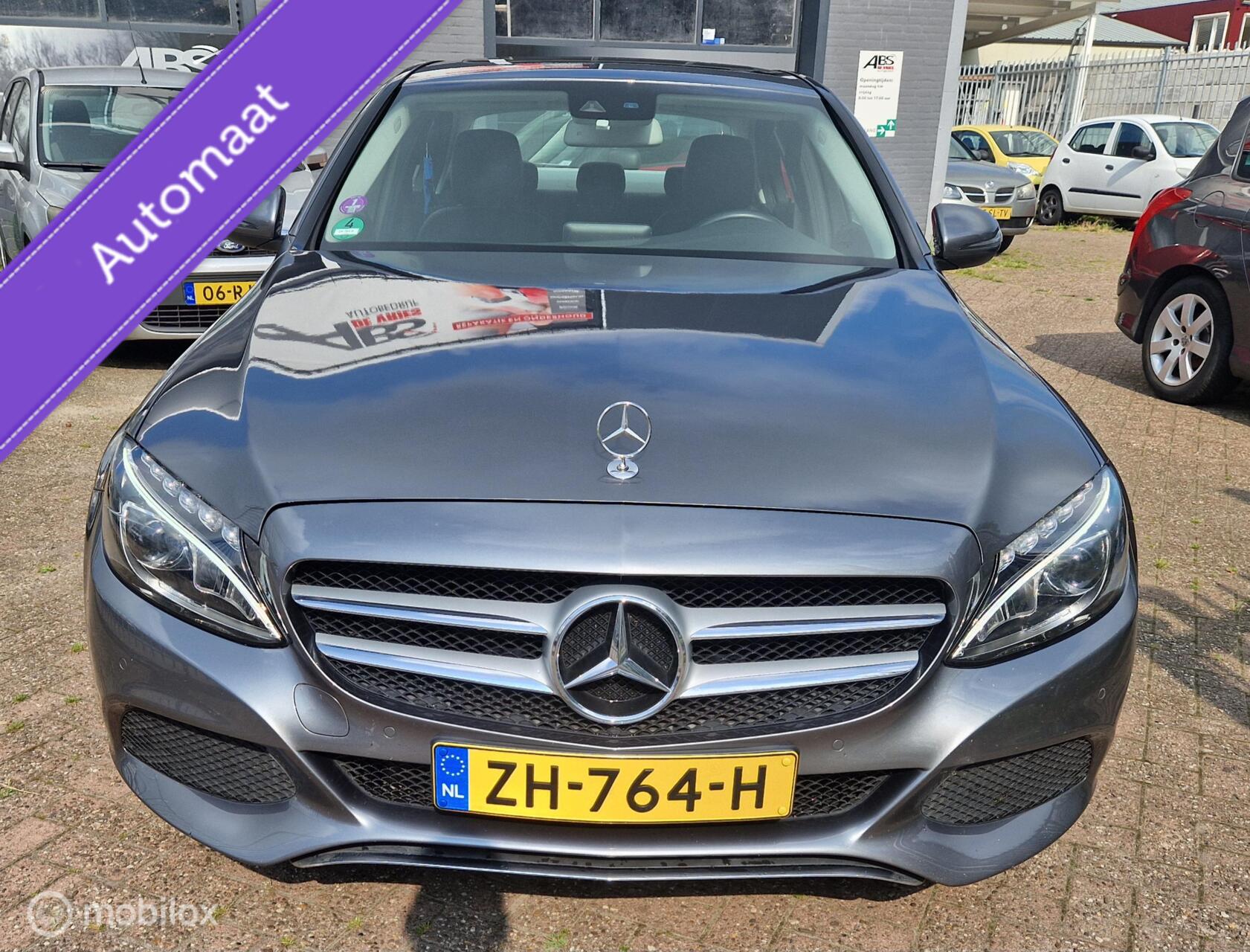 Foto van Mercedes-Benz C 200