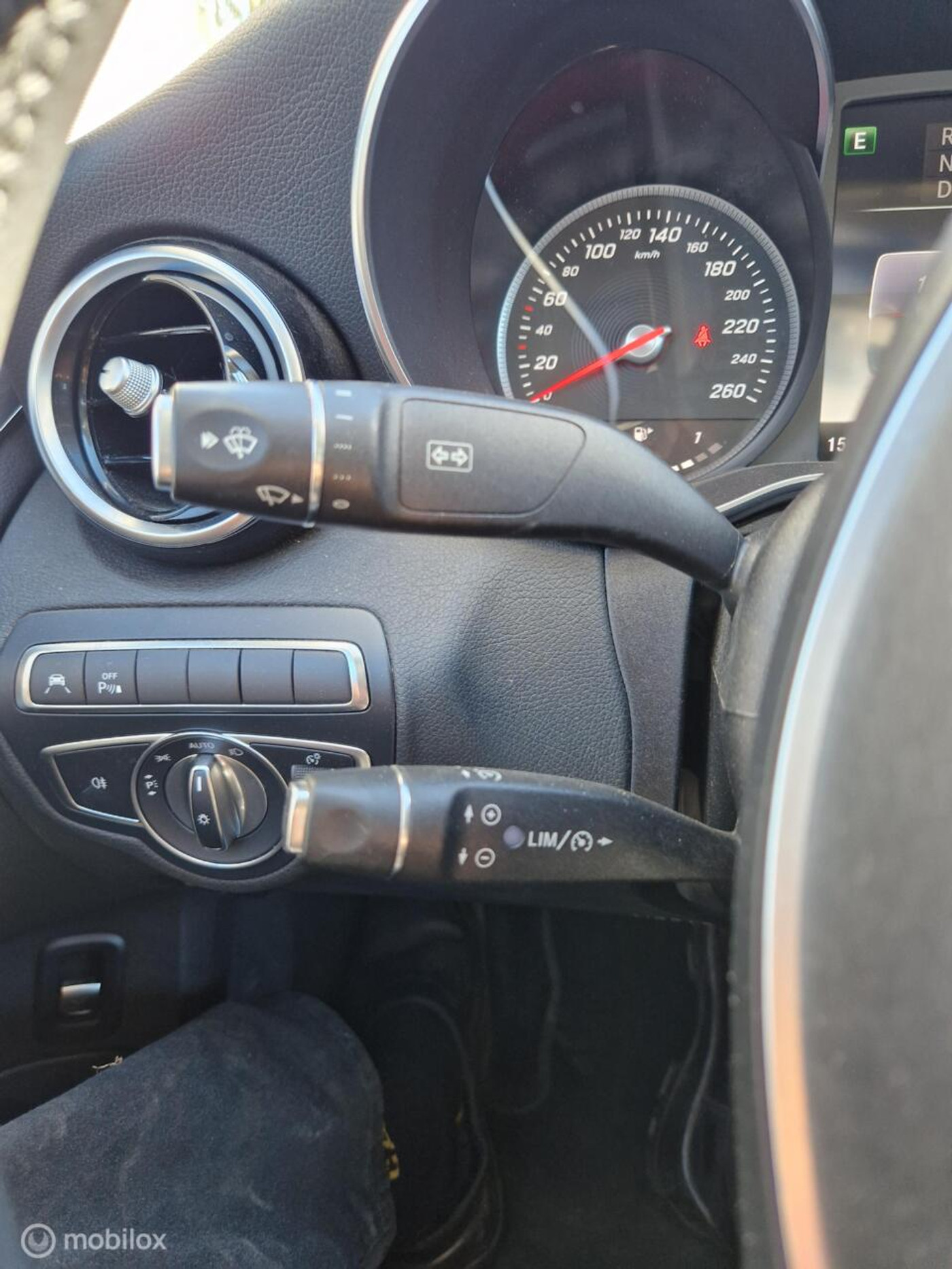 Foto van Mercedes-Benz C 200