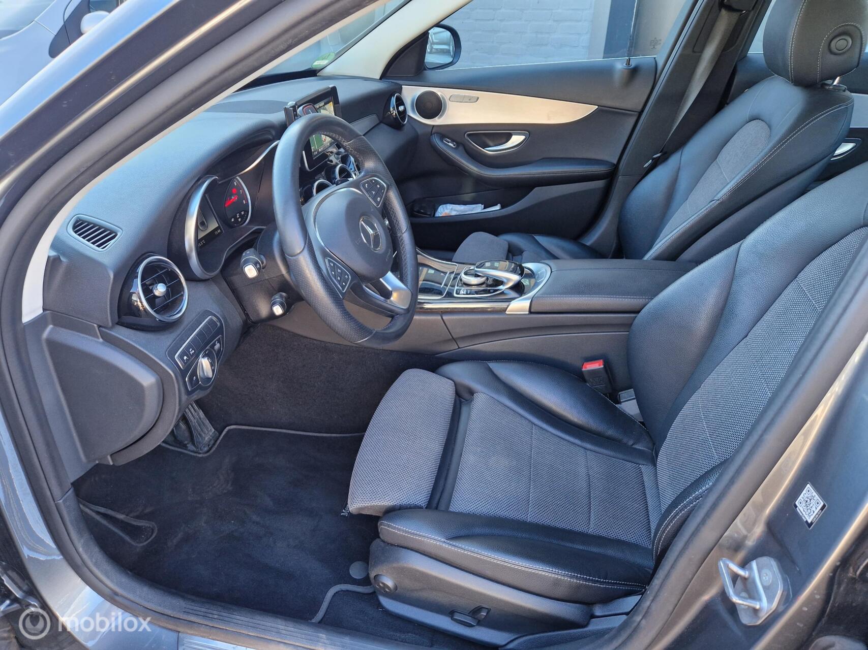 Foto van Mercedes-Benz C 200