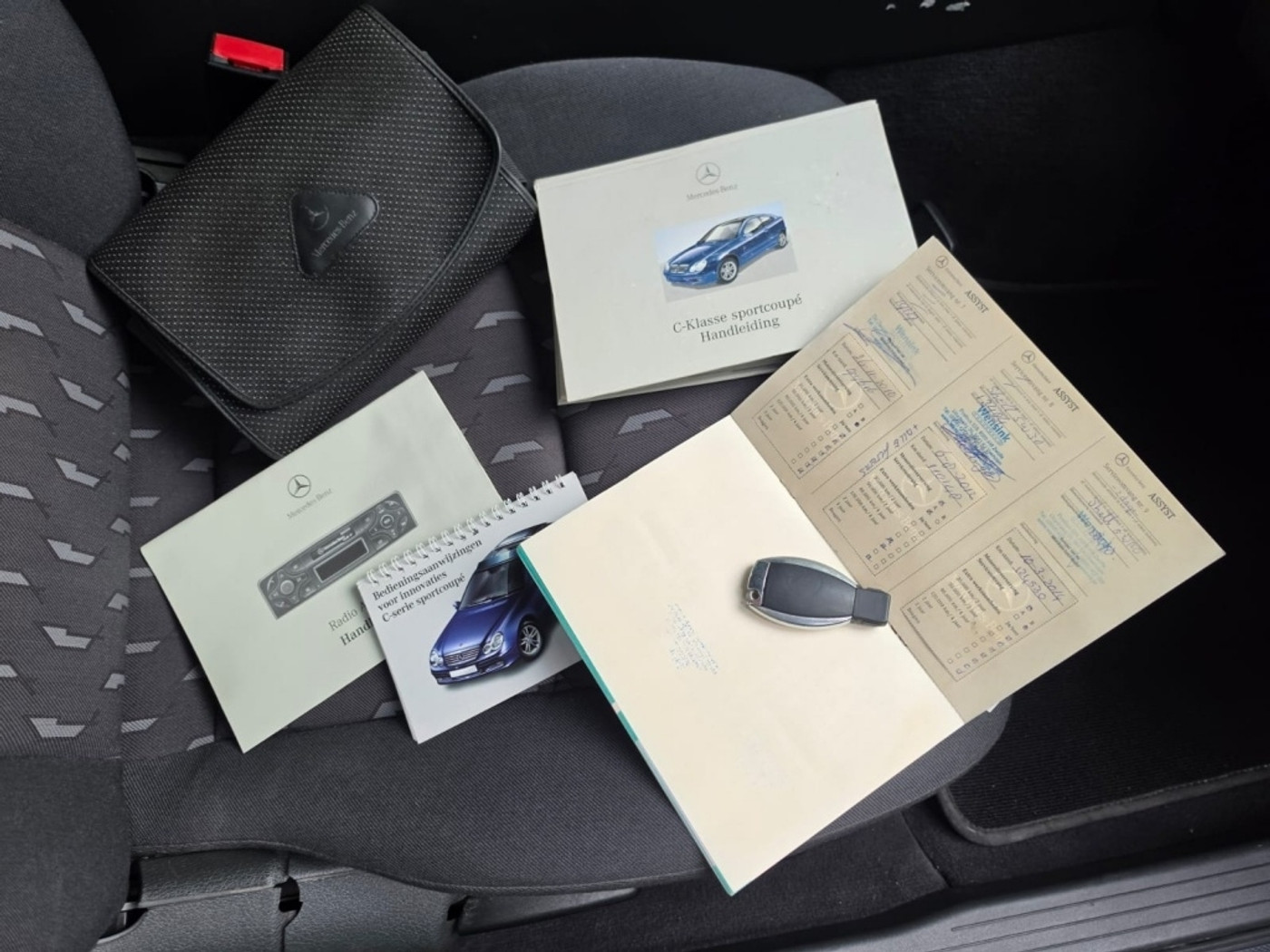 Foto van Mercedes-Benz C 230 Kompressor