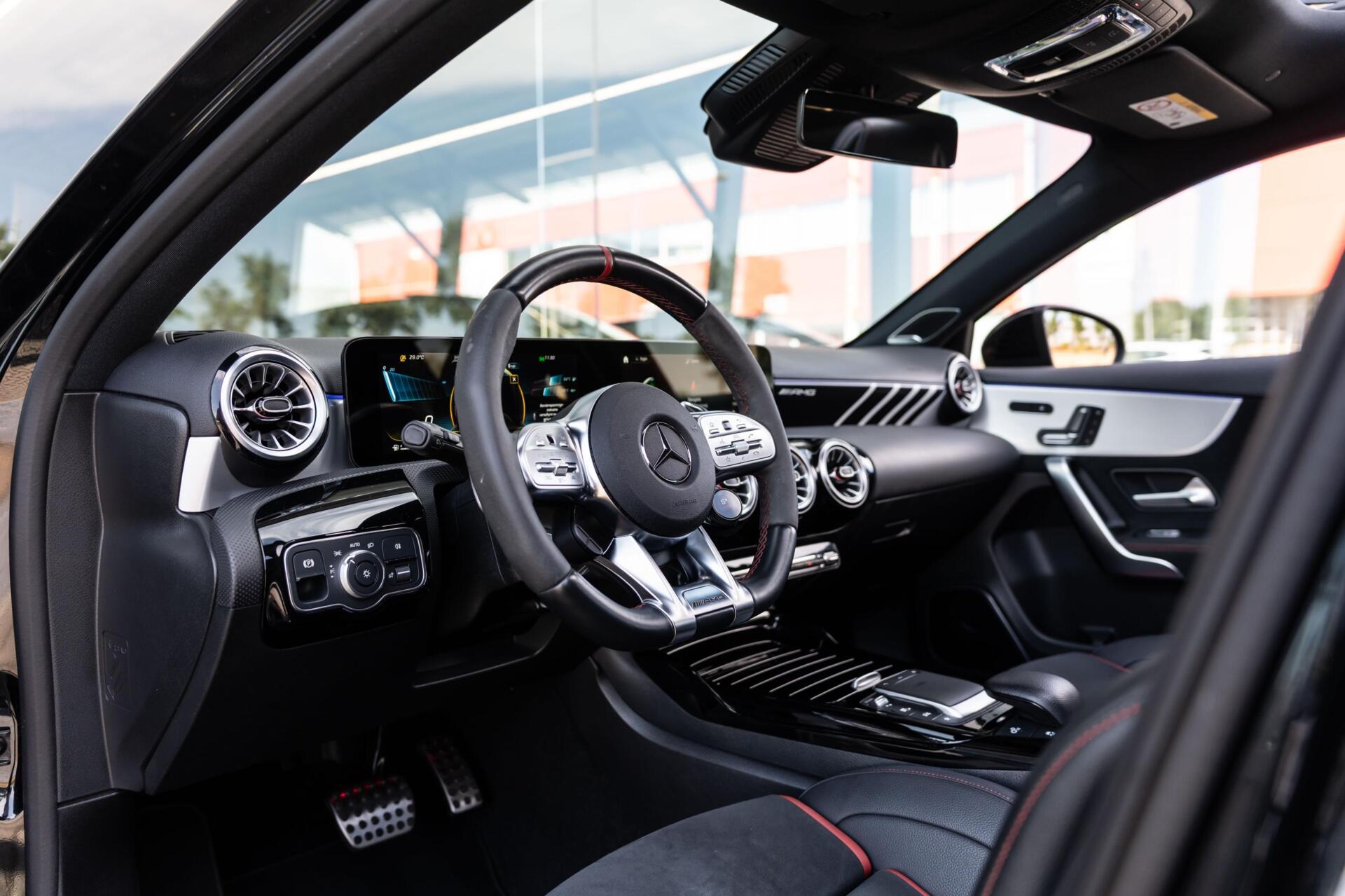 Foto van Mercedes-Benz AMG A 45 S
