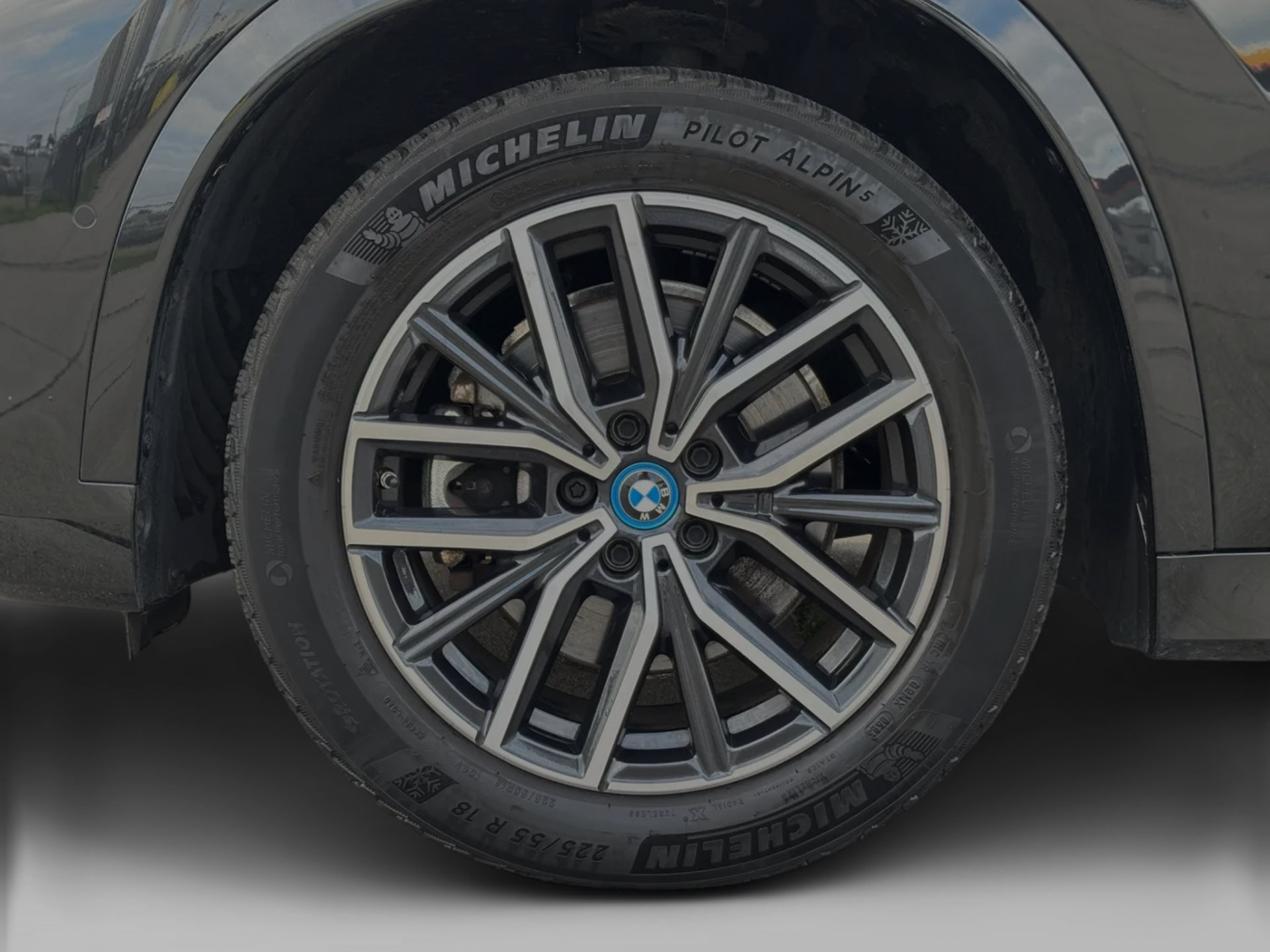 Foto van BMW Ix1 Xdrive30