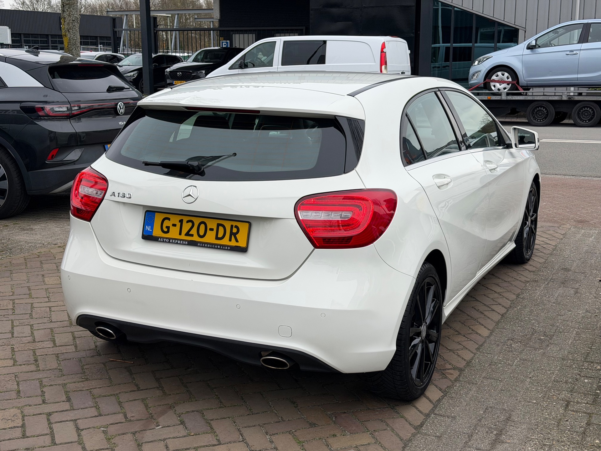 Foto van Mercedes-Benz A 180