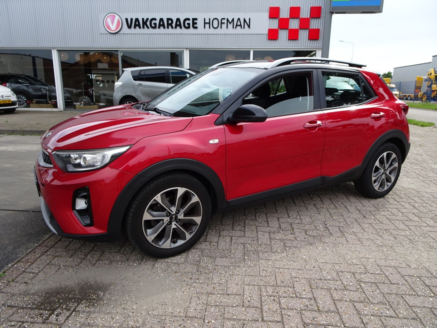 Kia Stonic 1.0 T-GDi Dynamic Line 2019 - voorkant