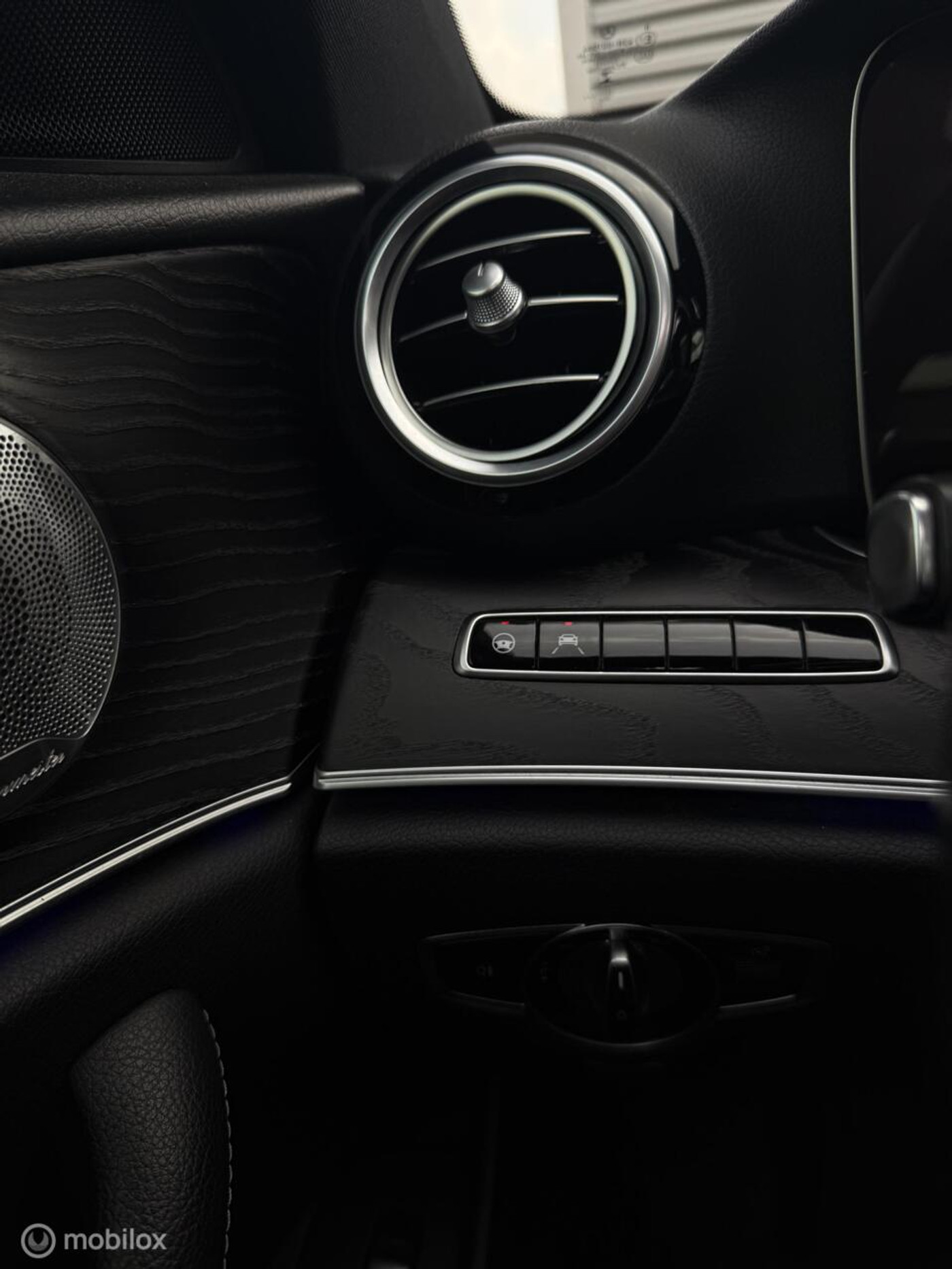 Foto van Mercedes-Benz E 220 D