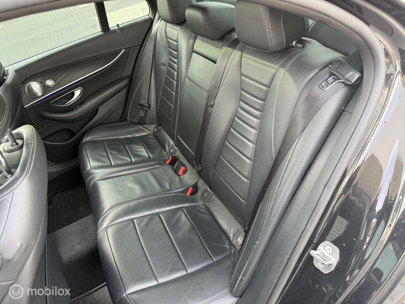 Foto van Mercedes-Benz E 220 D