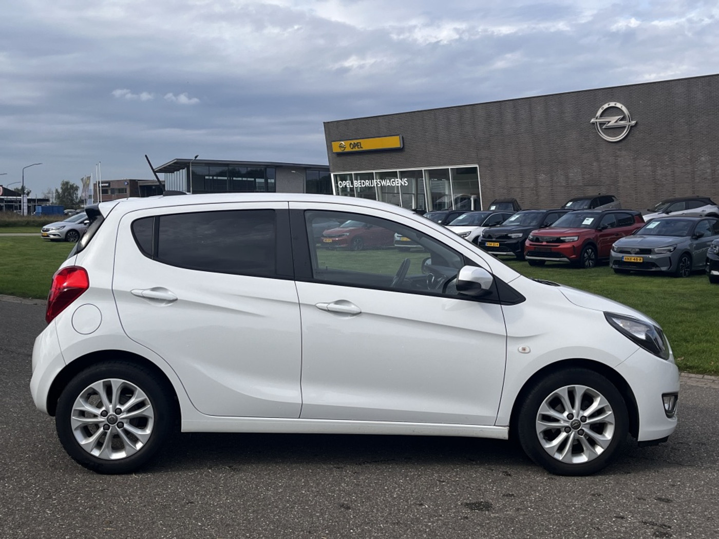 Foto van Opel Karl / Viva