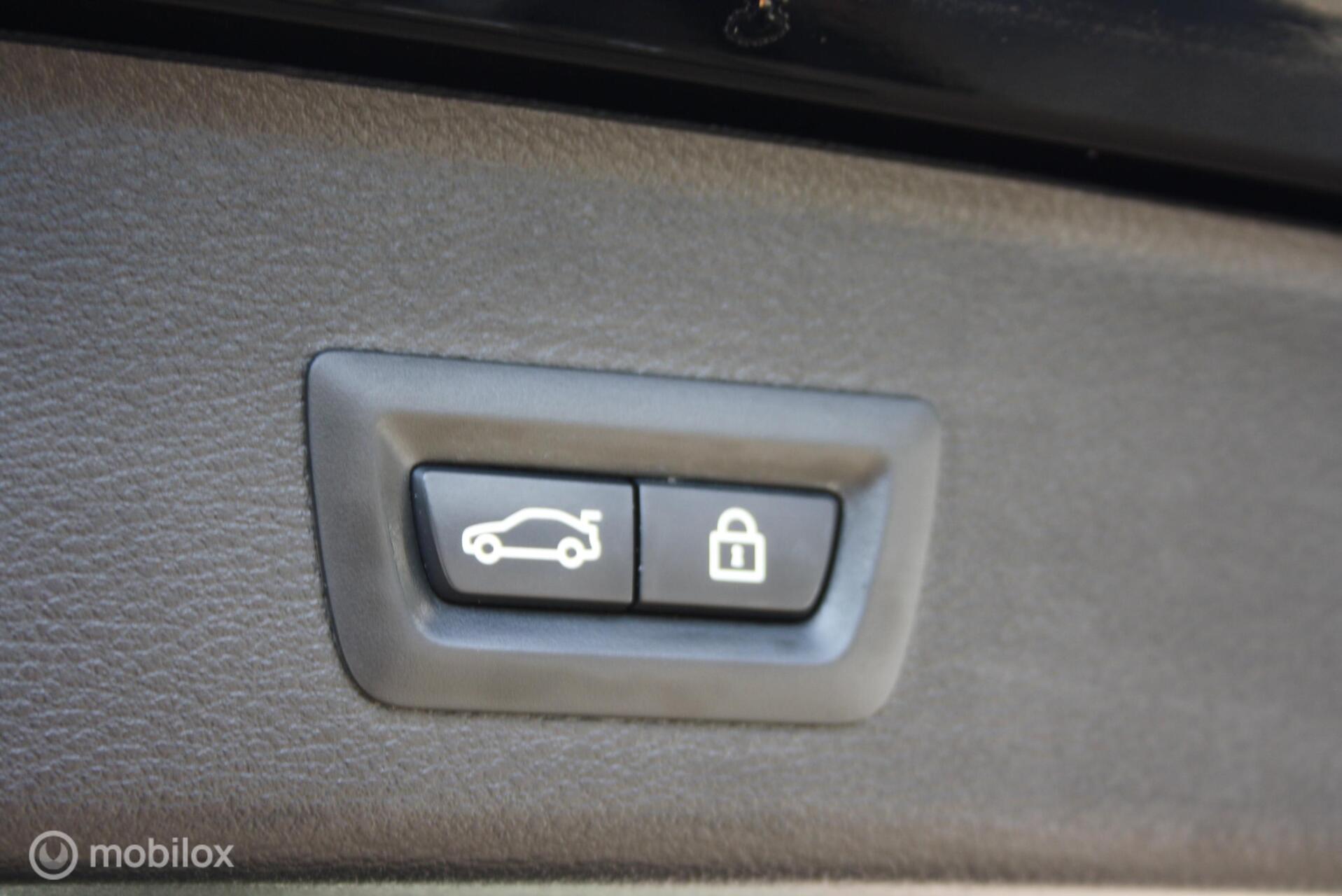 Foto van BMW X3 Sdrive20i