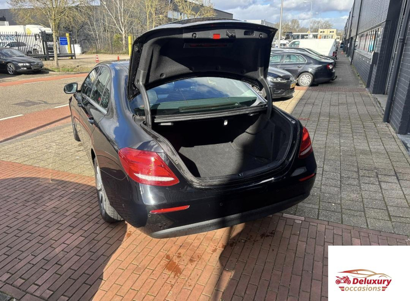 Foto van Mercedes-Benz E 200 D