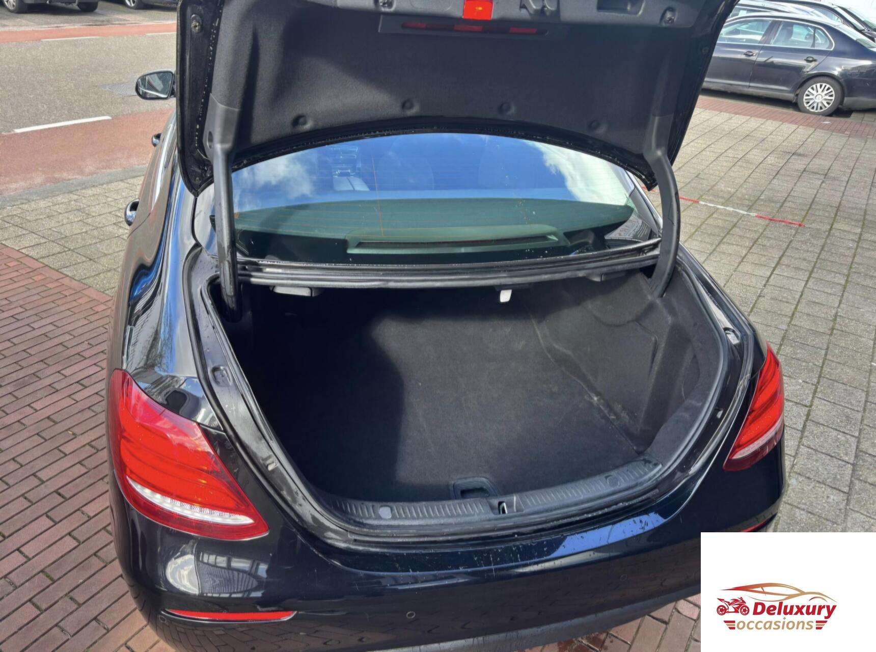 Foto van Mercedes-Benz E 200 D