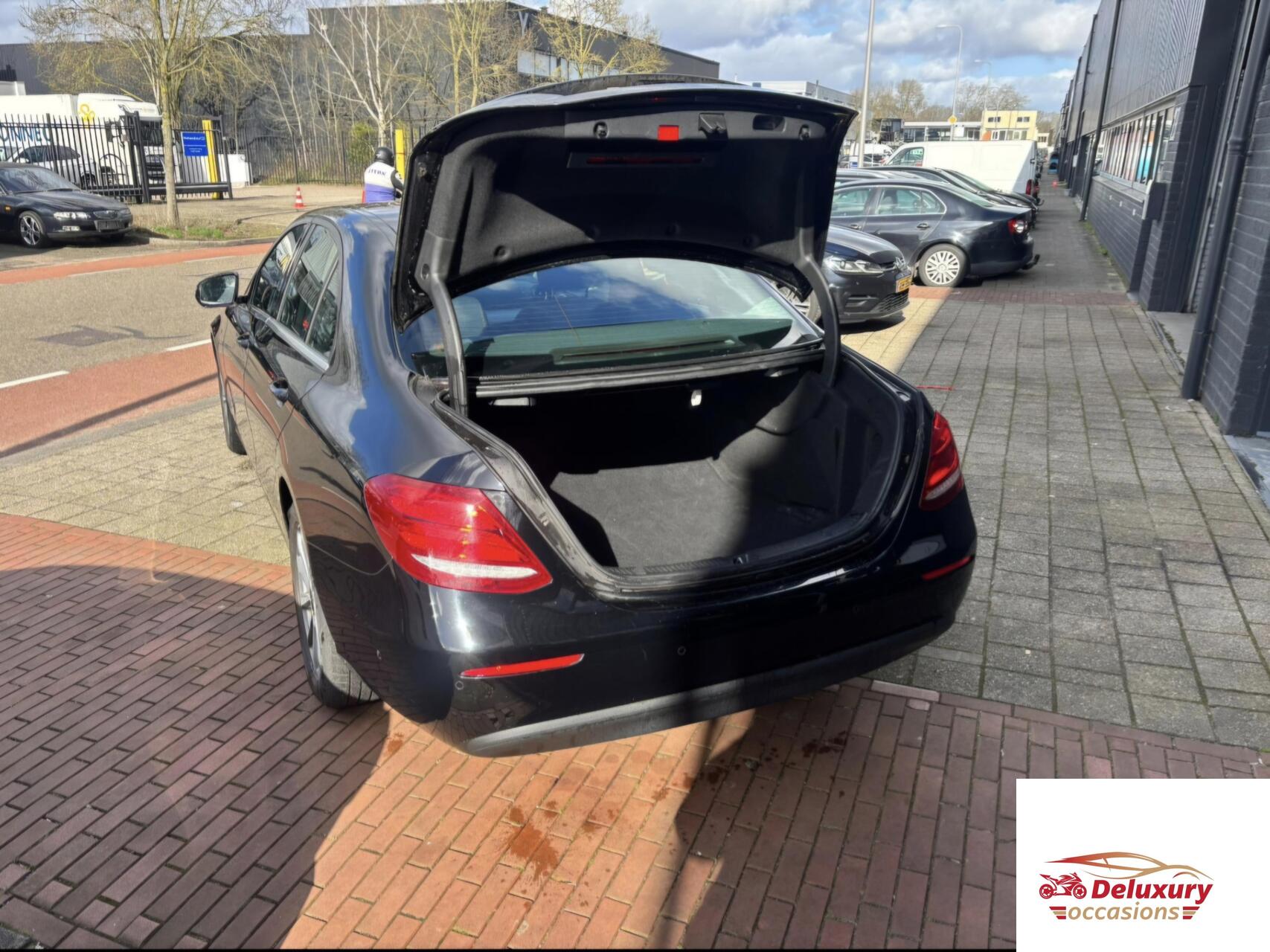 Foto van Mercedes-Benz E 200 D