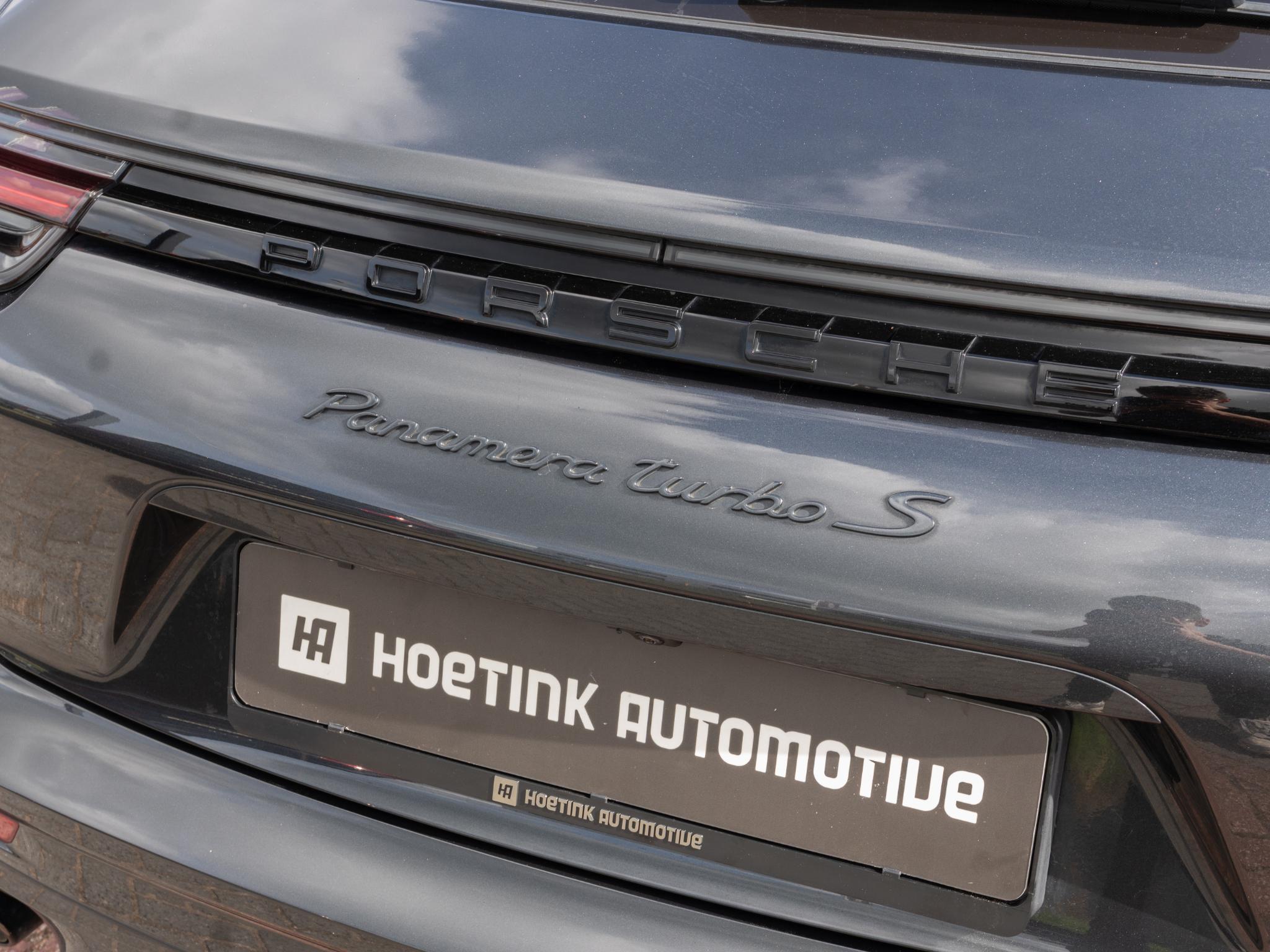 Foto van Porsche Panamera Turbo S E-hybrid