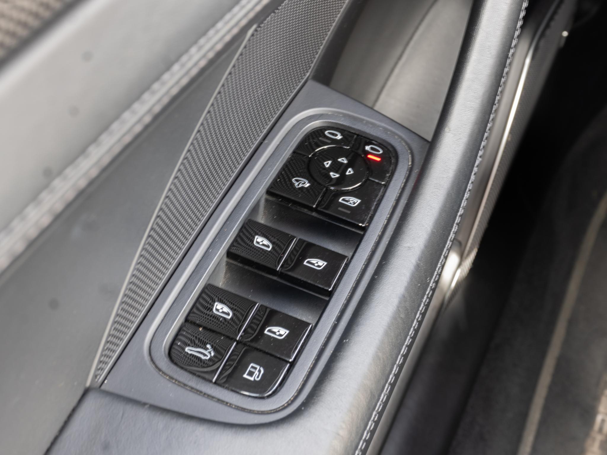 Foto van Porsche Panamera Turbo S E-hybrid