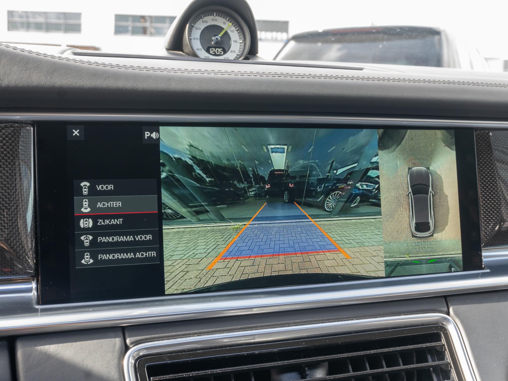 Foto van Porsche Panamera Turbo S E-hybrid