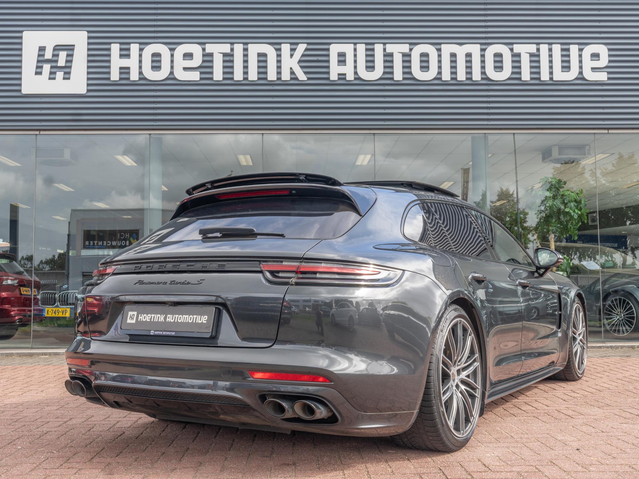 Foto van Porsche Panamera Turbo S E-hybrid