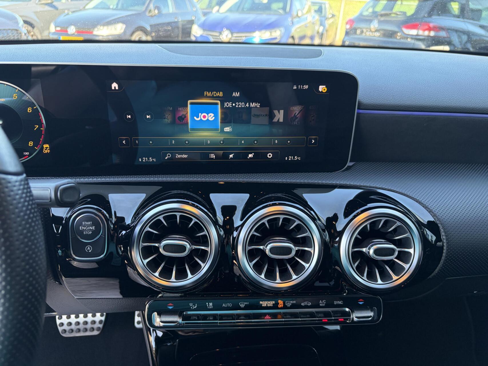 Foto van Mercedes-Benz A 220