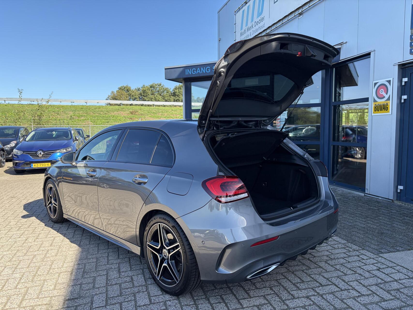 Foto van Mercedes-Benz A 220