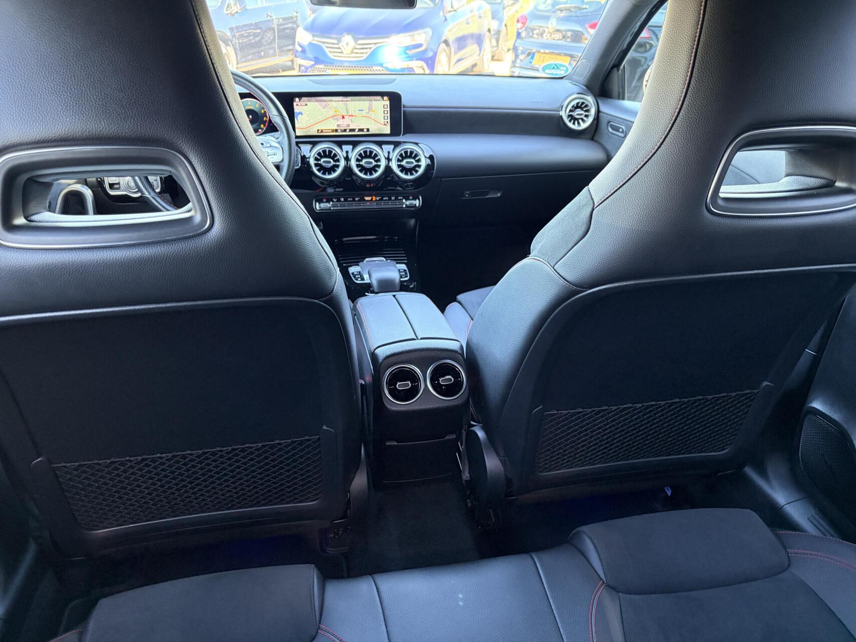 Foto van Mercedes-Benz A 220