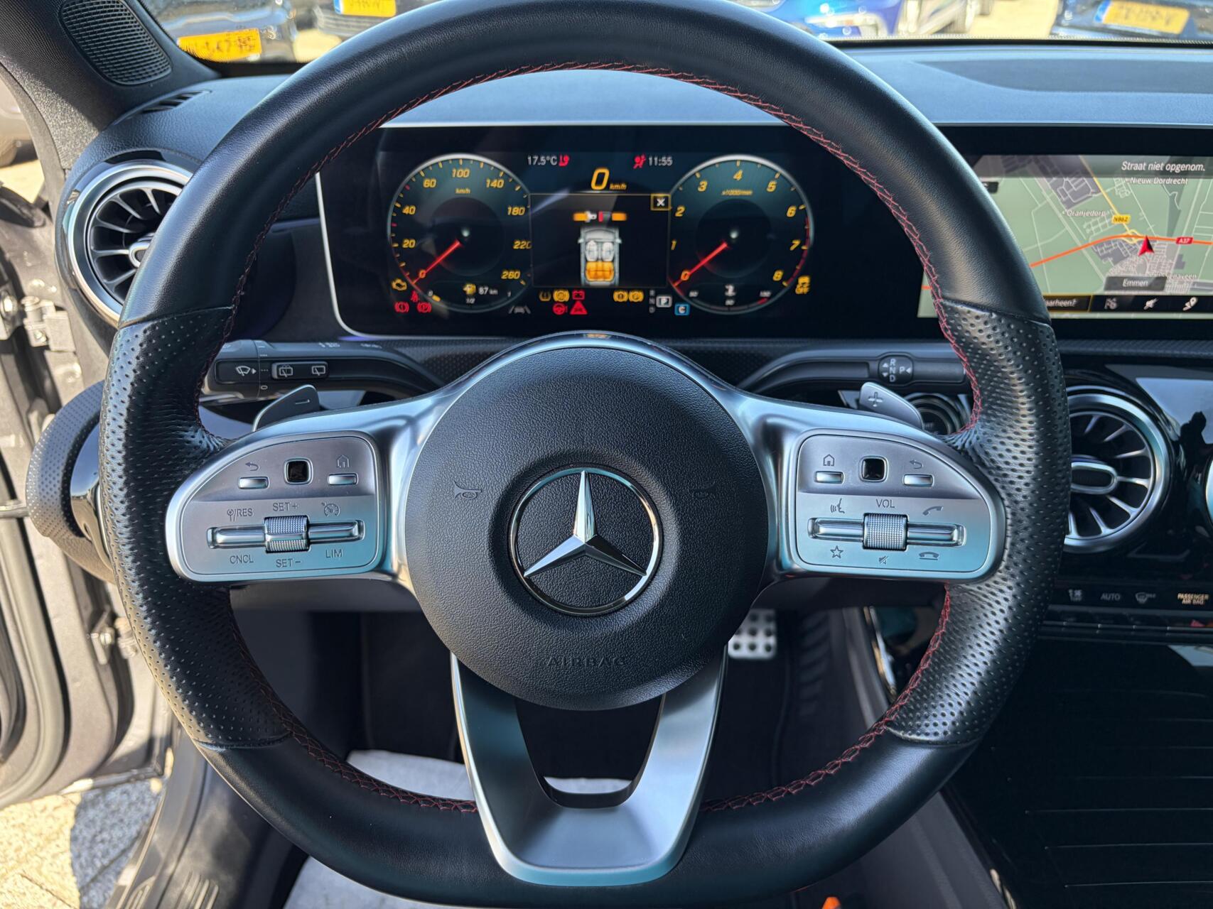 Foto van Mercedes-Benz A 220