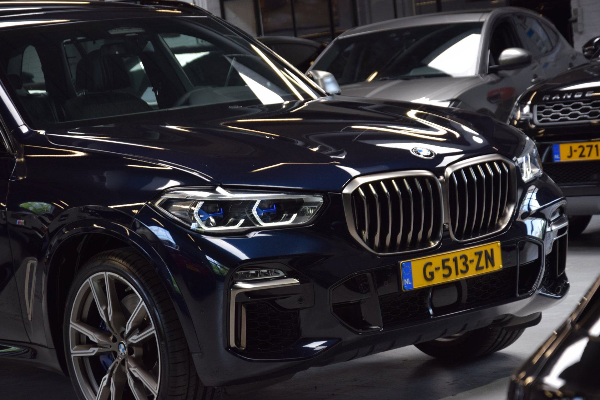 Foto van BMW X5 M50i
