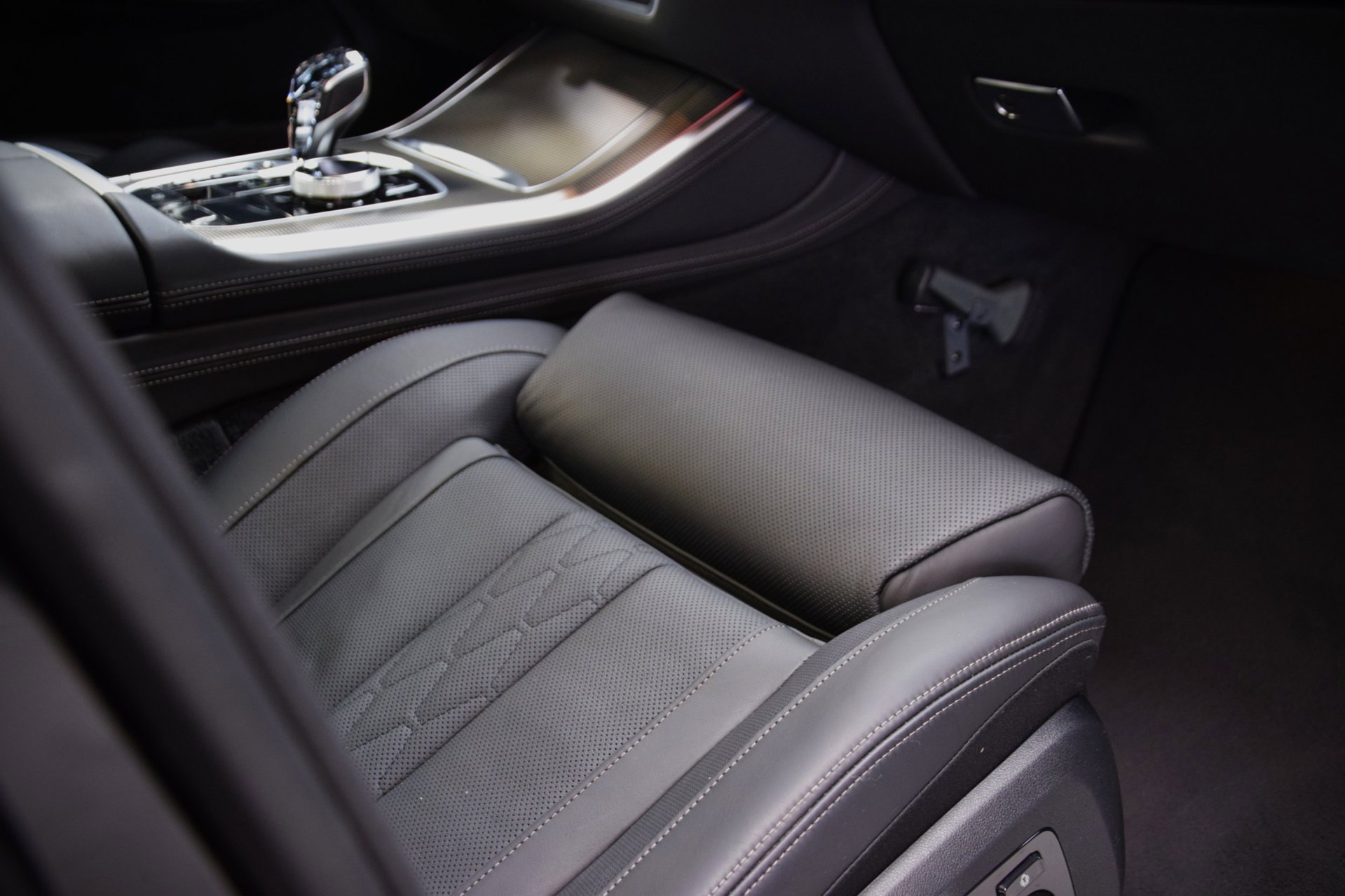 Foto van BMW X5 M50i