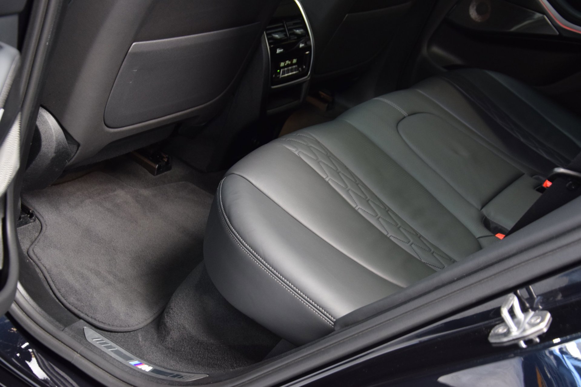 Foto van BMW X5 M50i