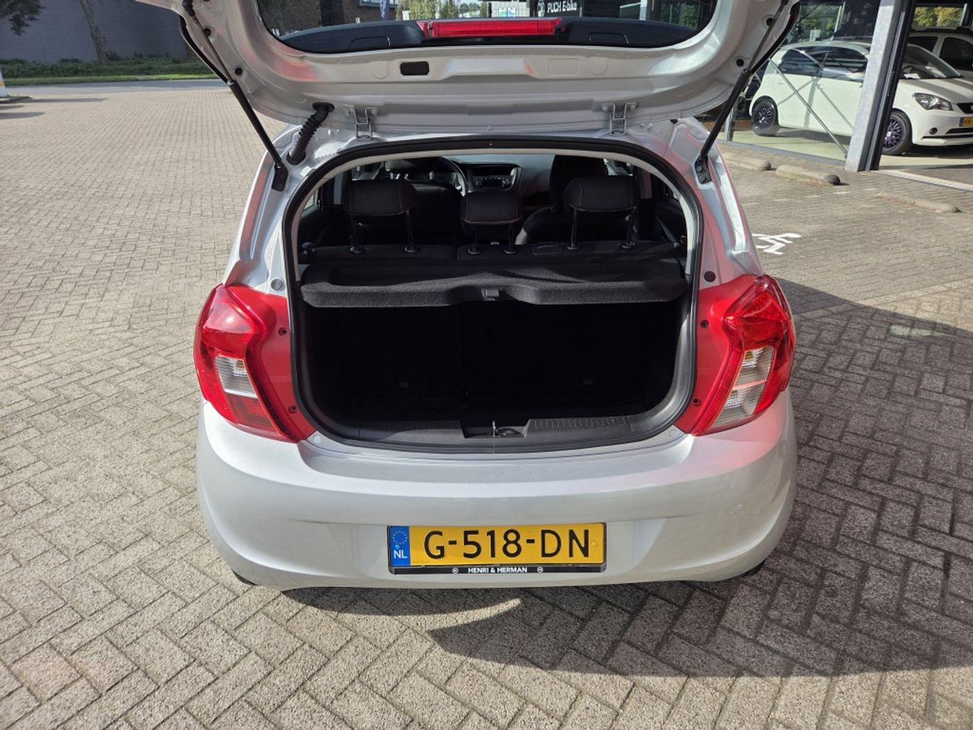 Foto van Opel Karl / Viva