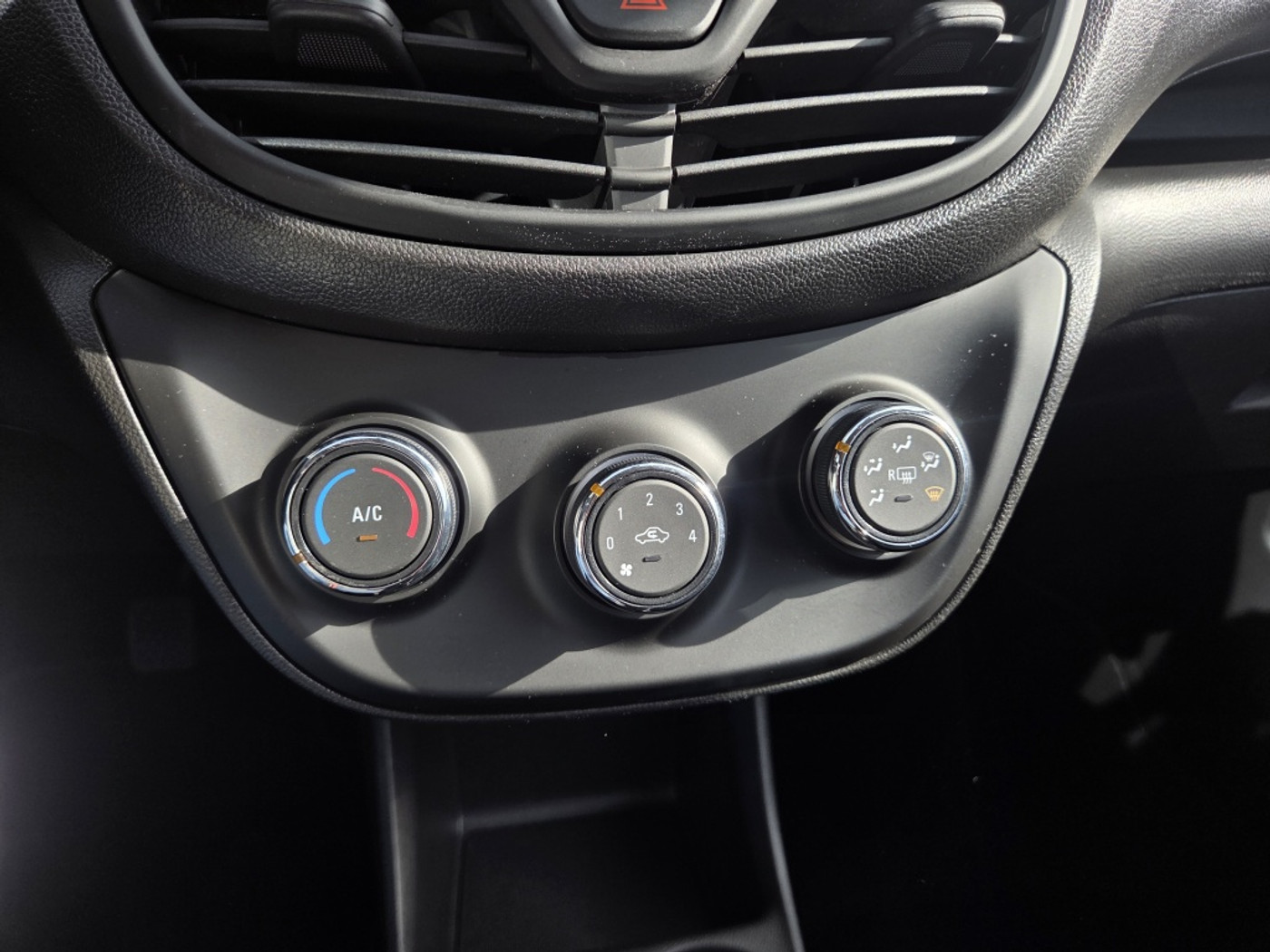 Foto van Opel Karl / Viva