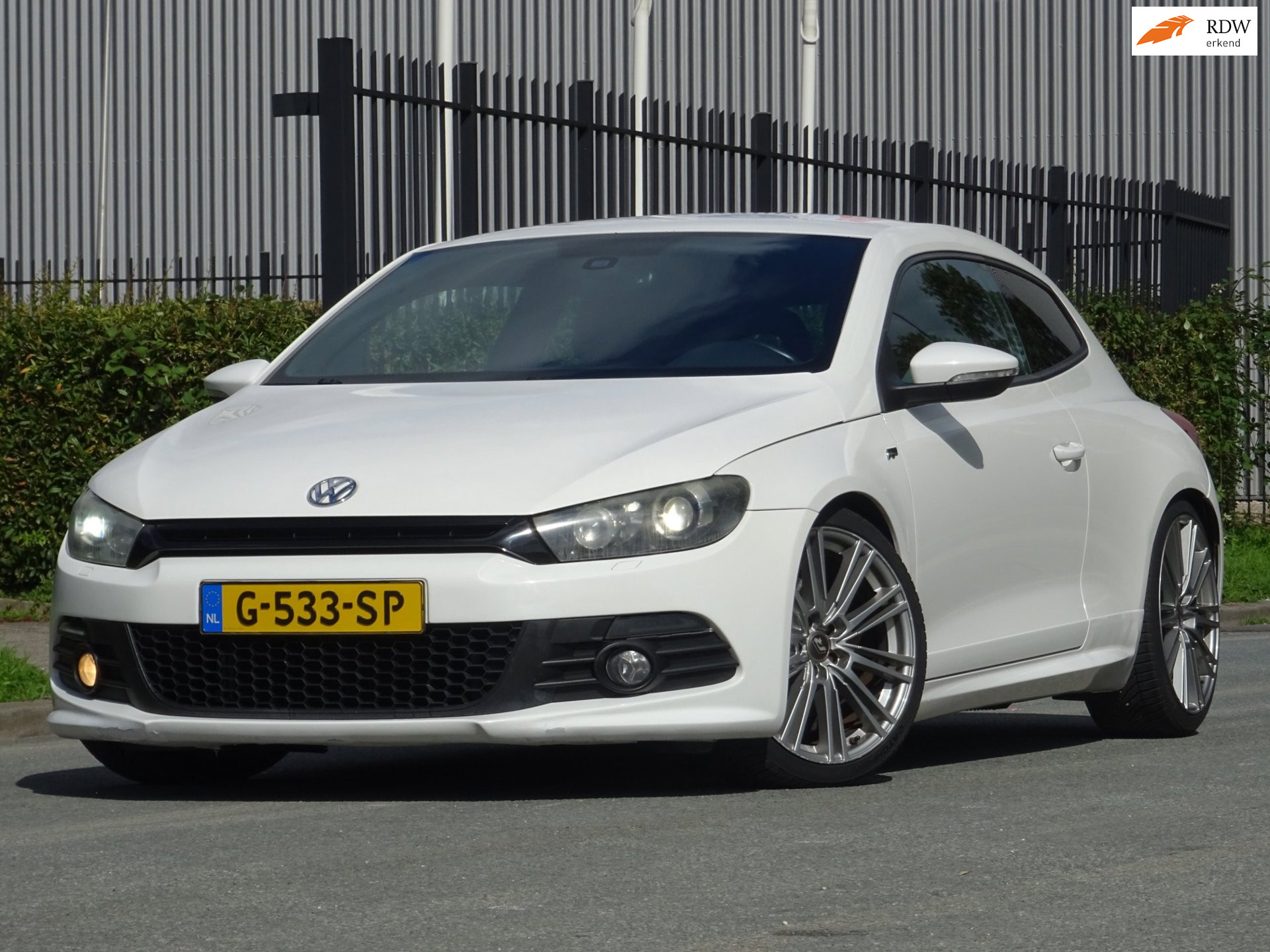 Volkswagen Scirocco 2.0 TSI R-LINE OETTINGER REMUS NAVI/PDC 2011 - voorkant