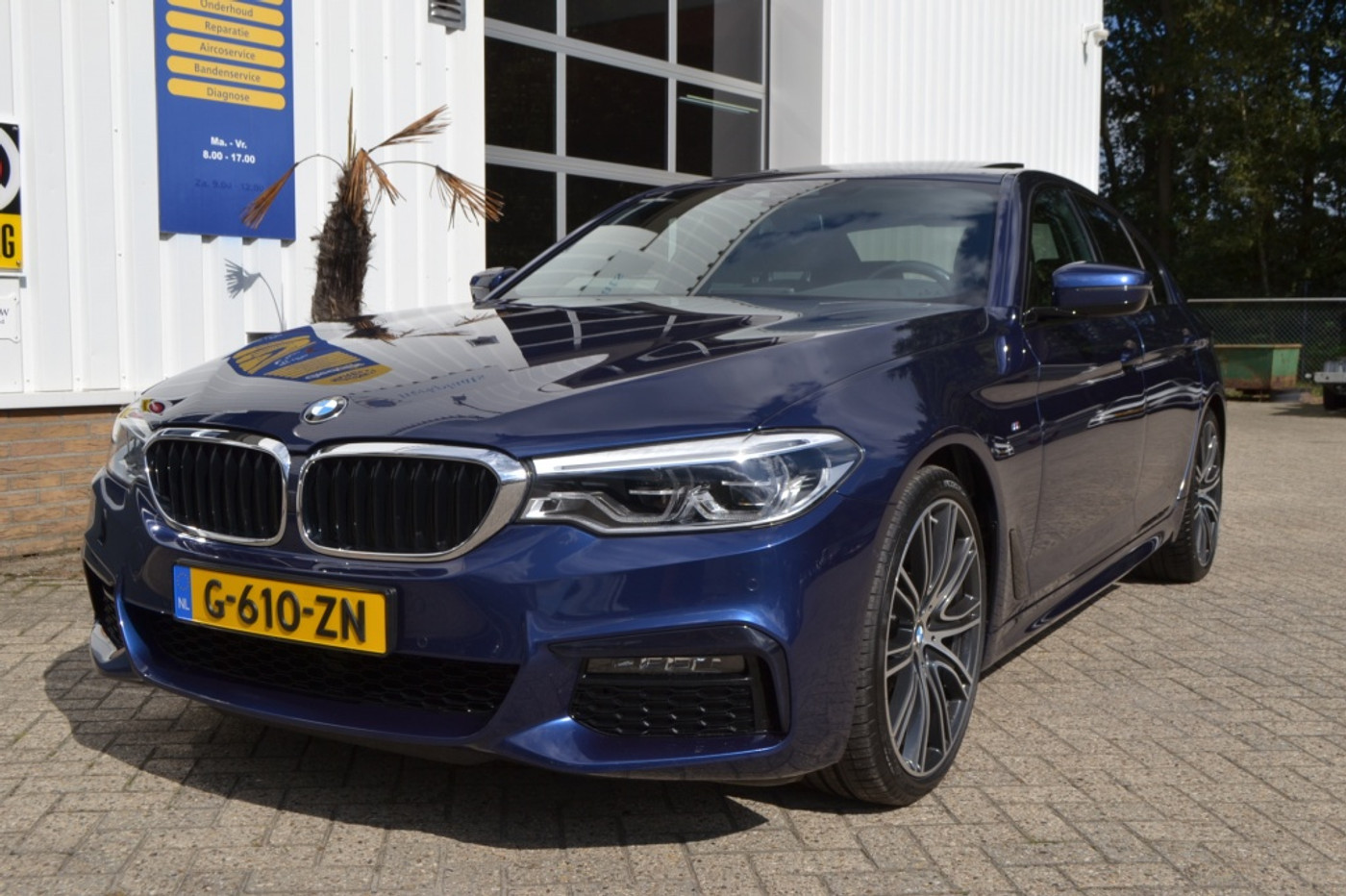 BMW 520i 520i High Ex. Ed. 2020 - voorkant