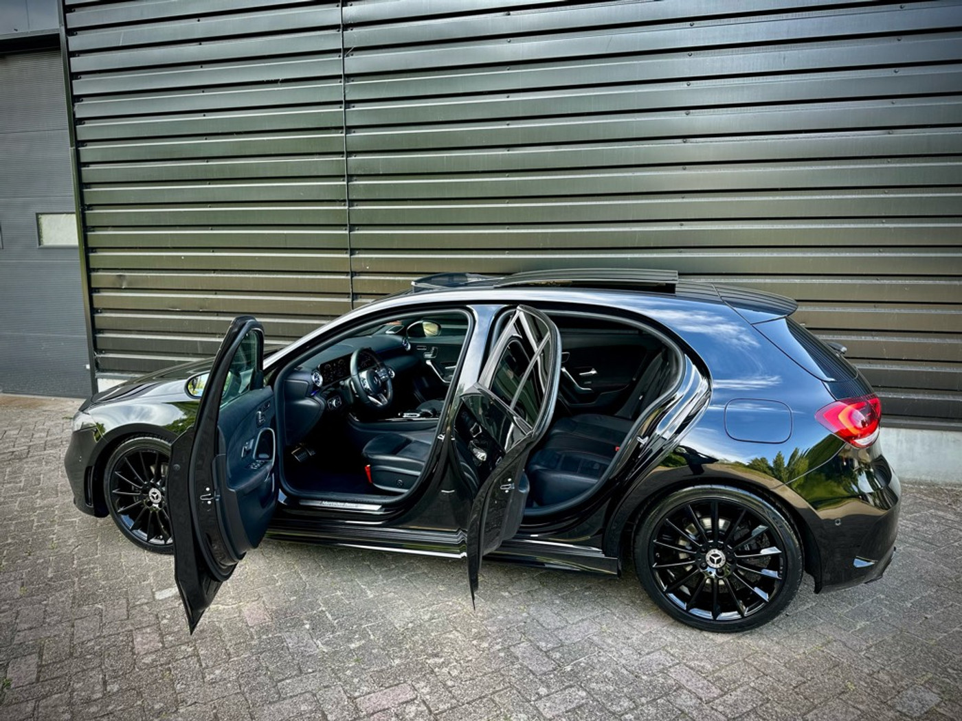 Foto van Mercedes-Benz A 200