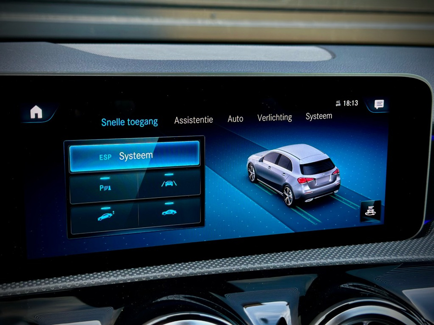 Foto van Mercedes-Benz A 200