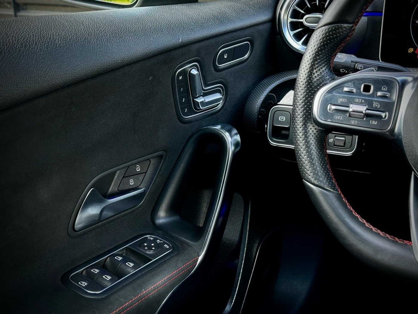 Foto van Mercedes-Benz A 200