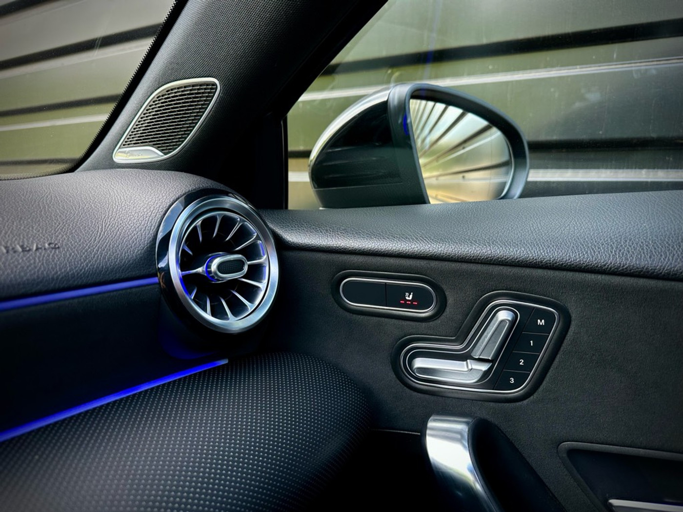 Foto van Mercedes-Benz A 200