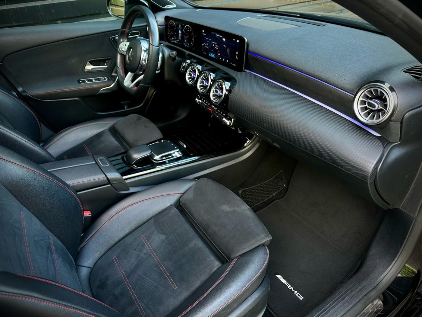 Foto van Mercedes-Benz A 200