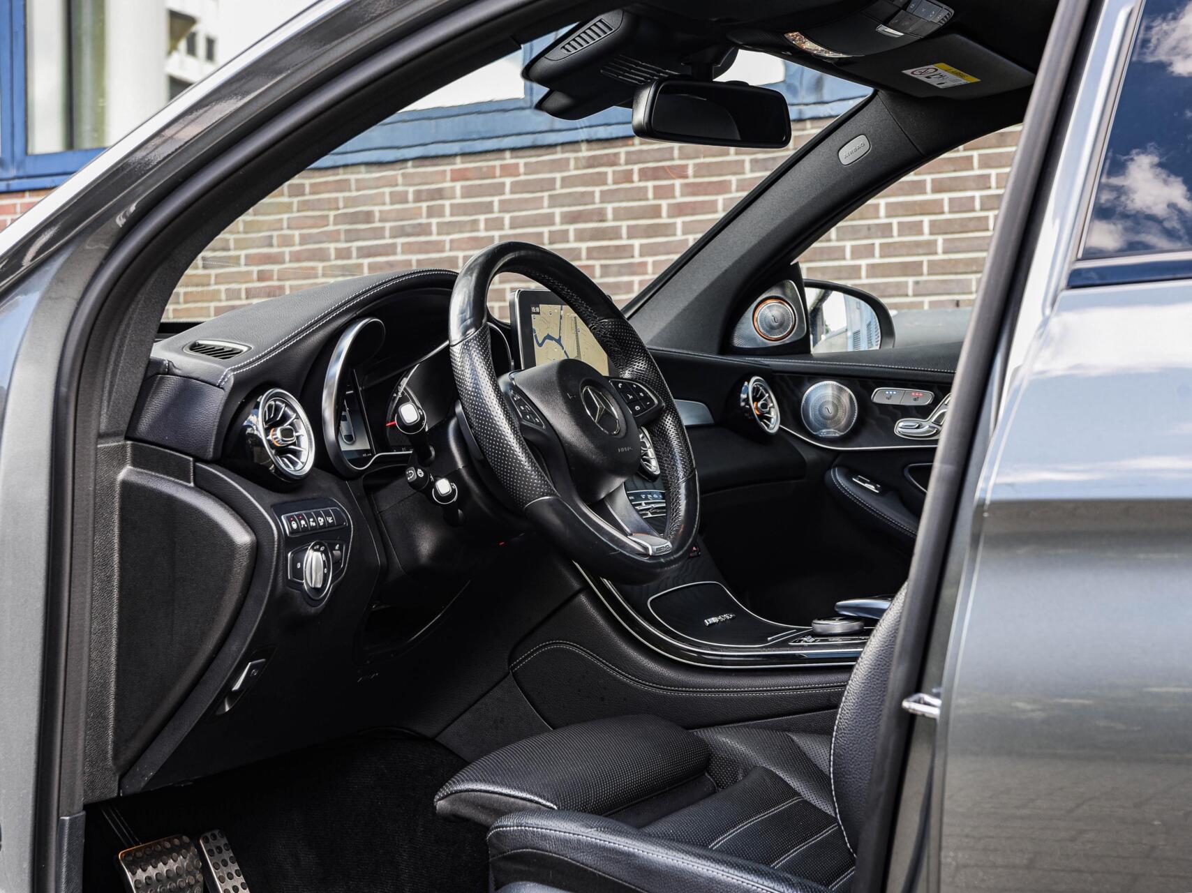 Foto van Mercedes-Benz AMG GLC 43
