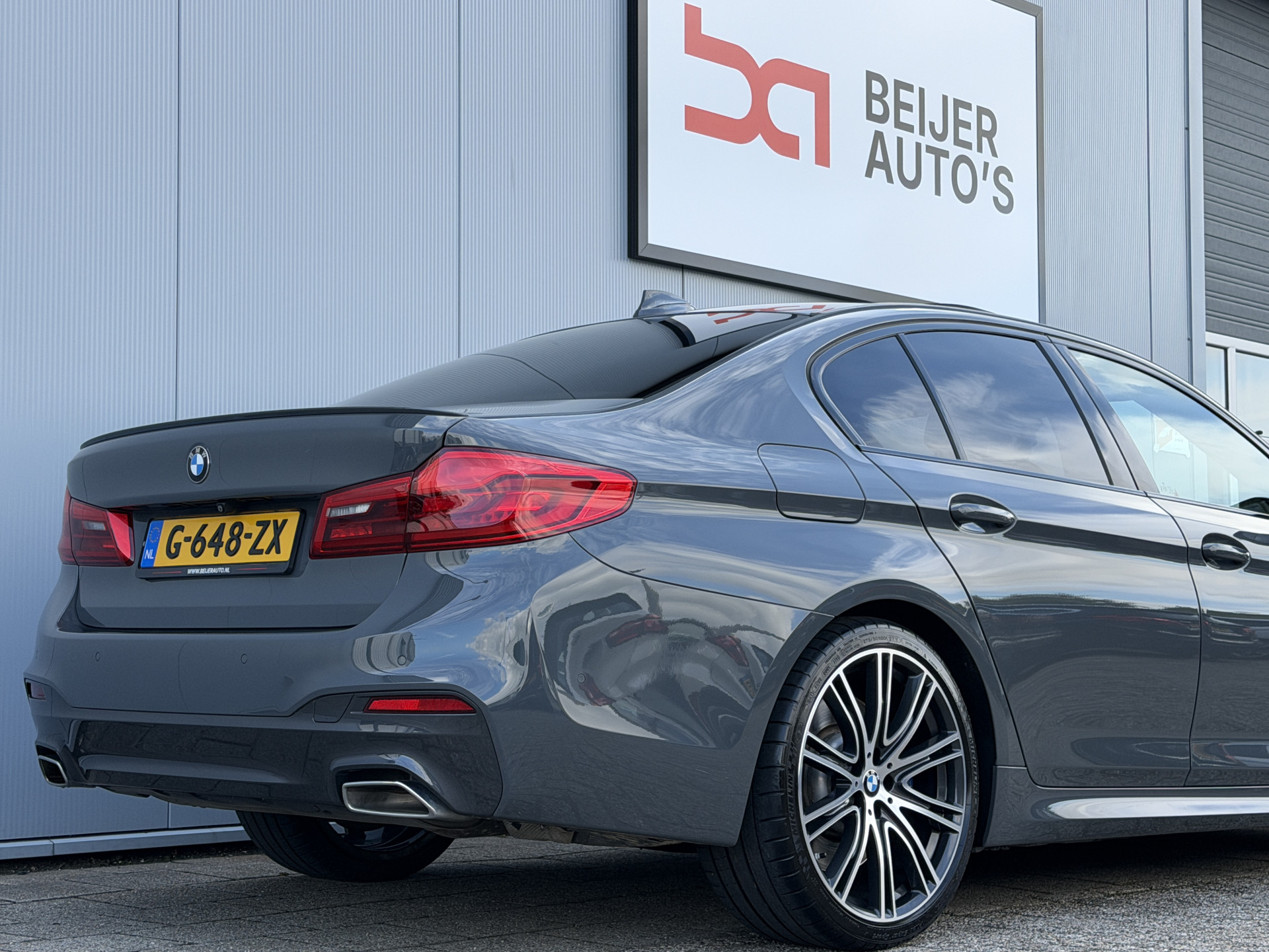 Foto van BMW 540i