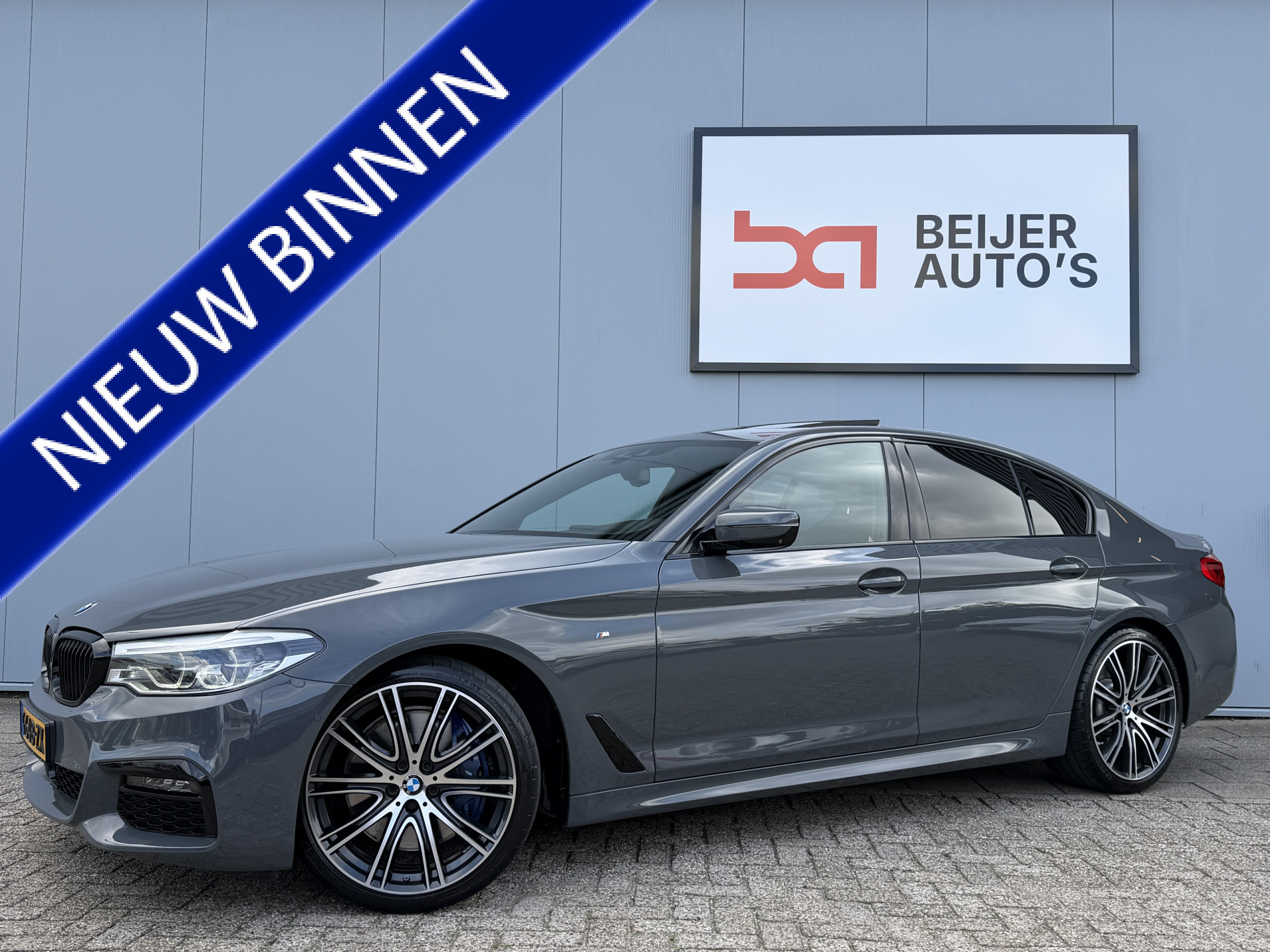 BMW 540i 540i High Executive Automaat 2020 - voorkant
