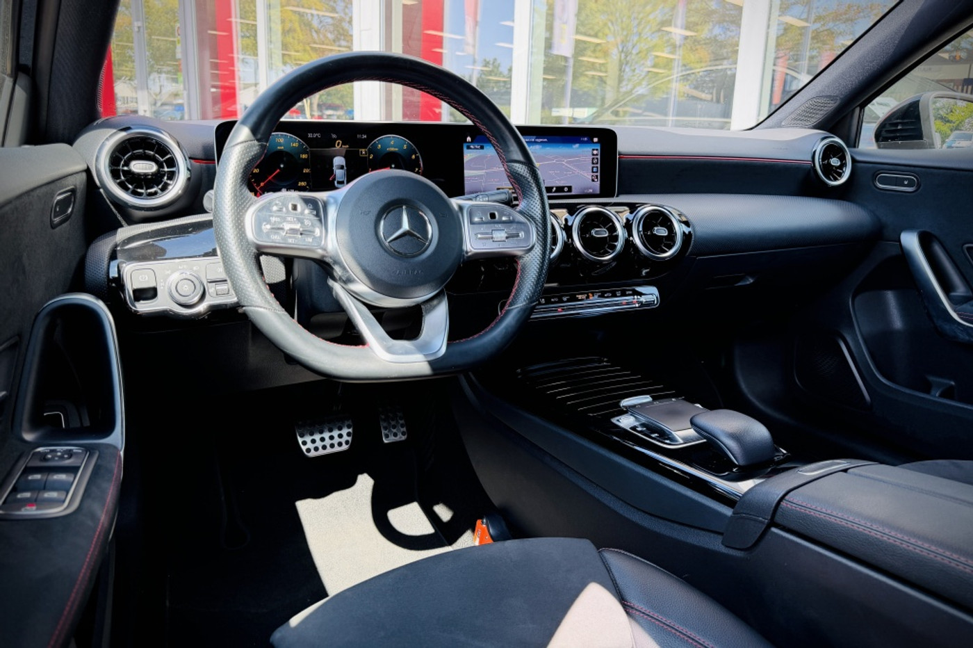 Foto van Mercedes-Benz A 180