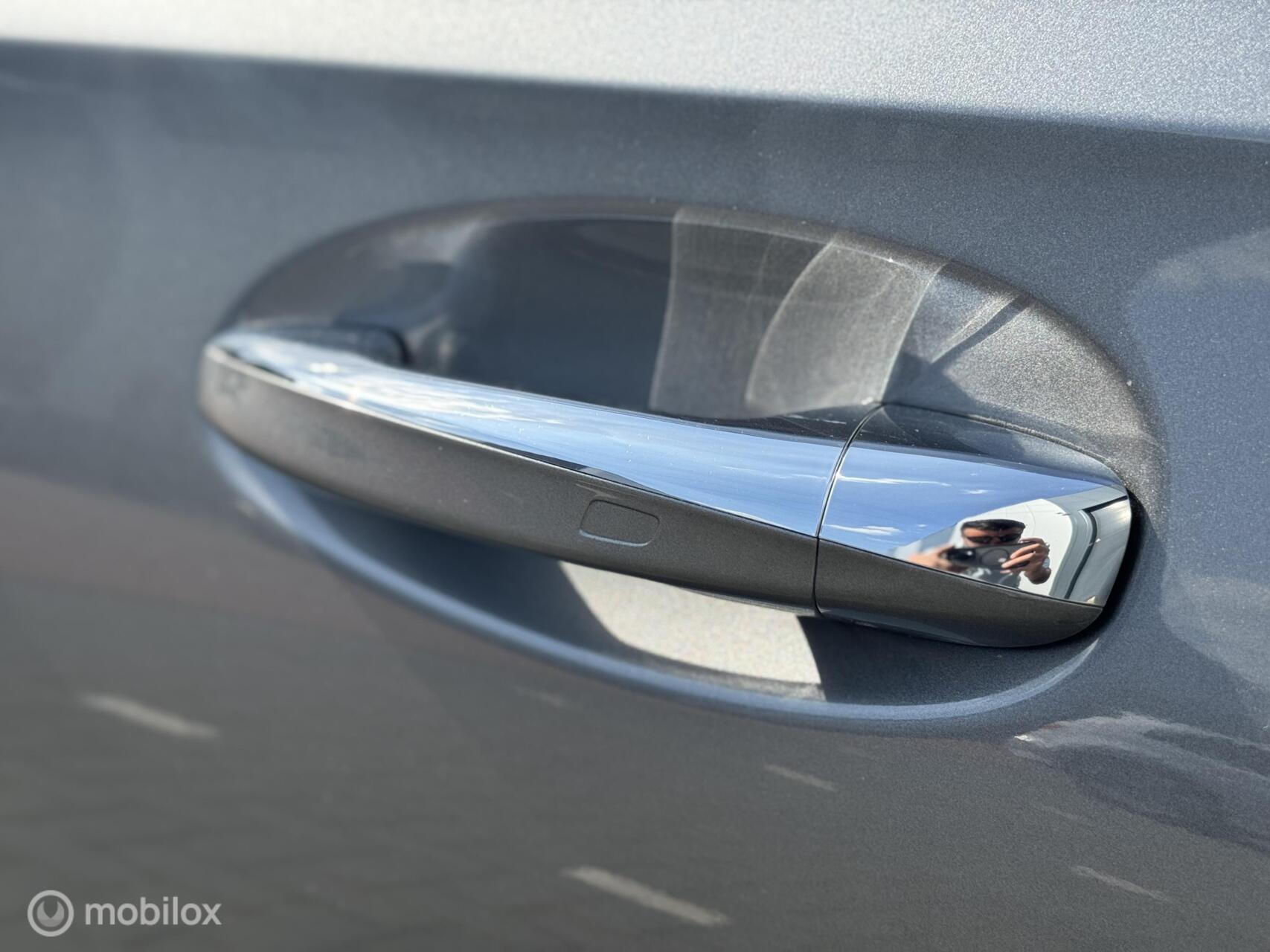 Foto van Mercedes-Benz A 200