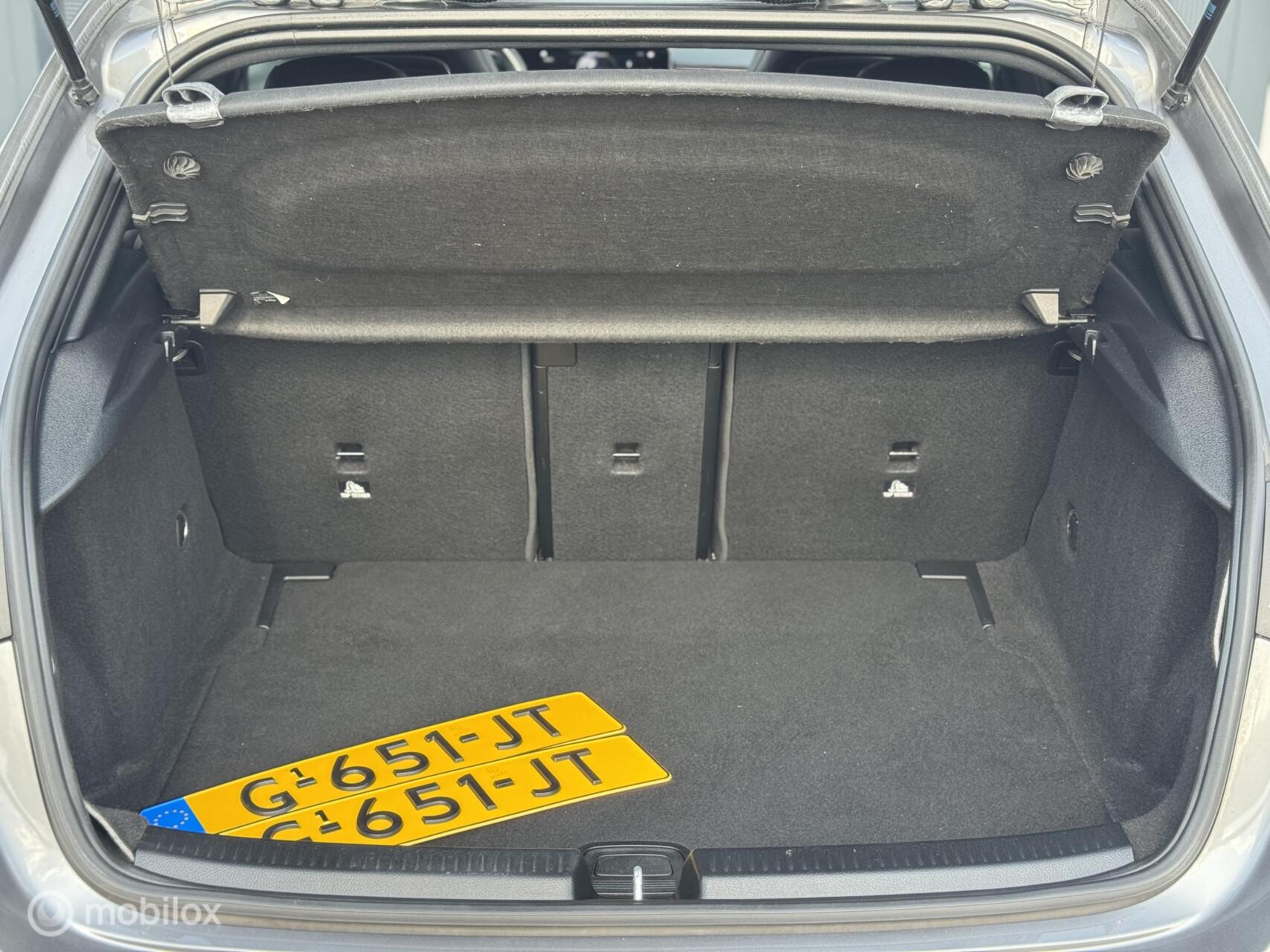 Foto van Mercedes-Benz A 200