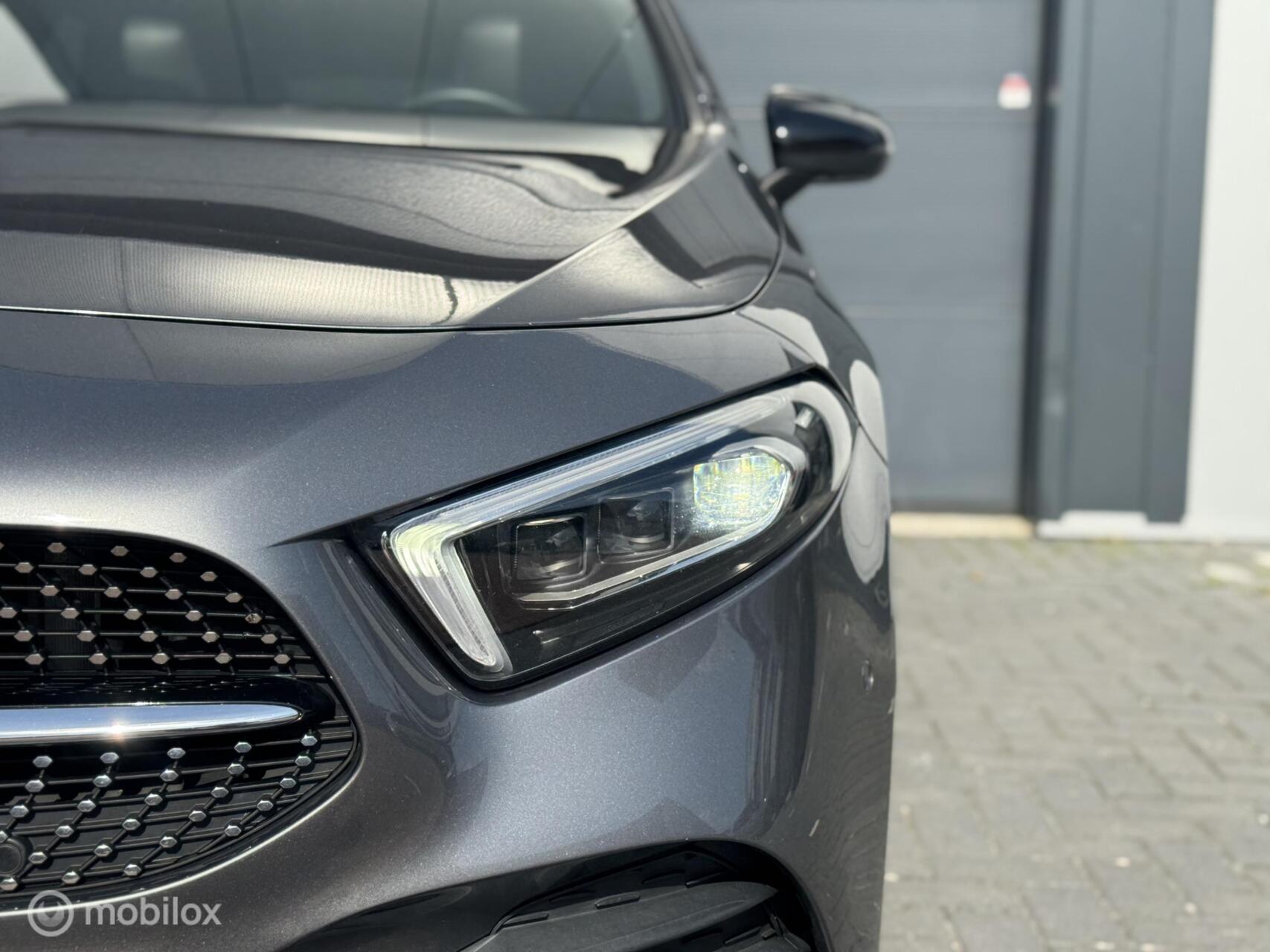 Foto van Mercedes-Benz A 200