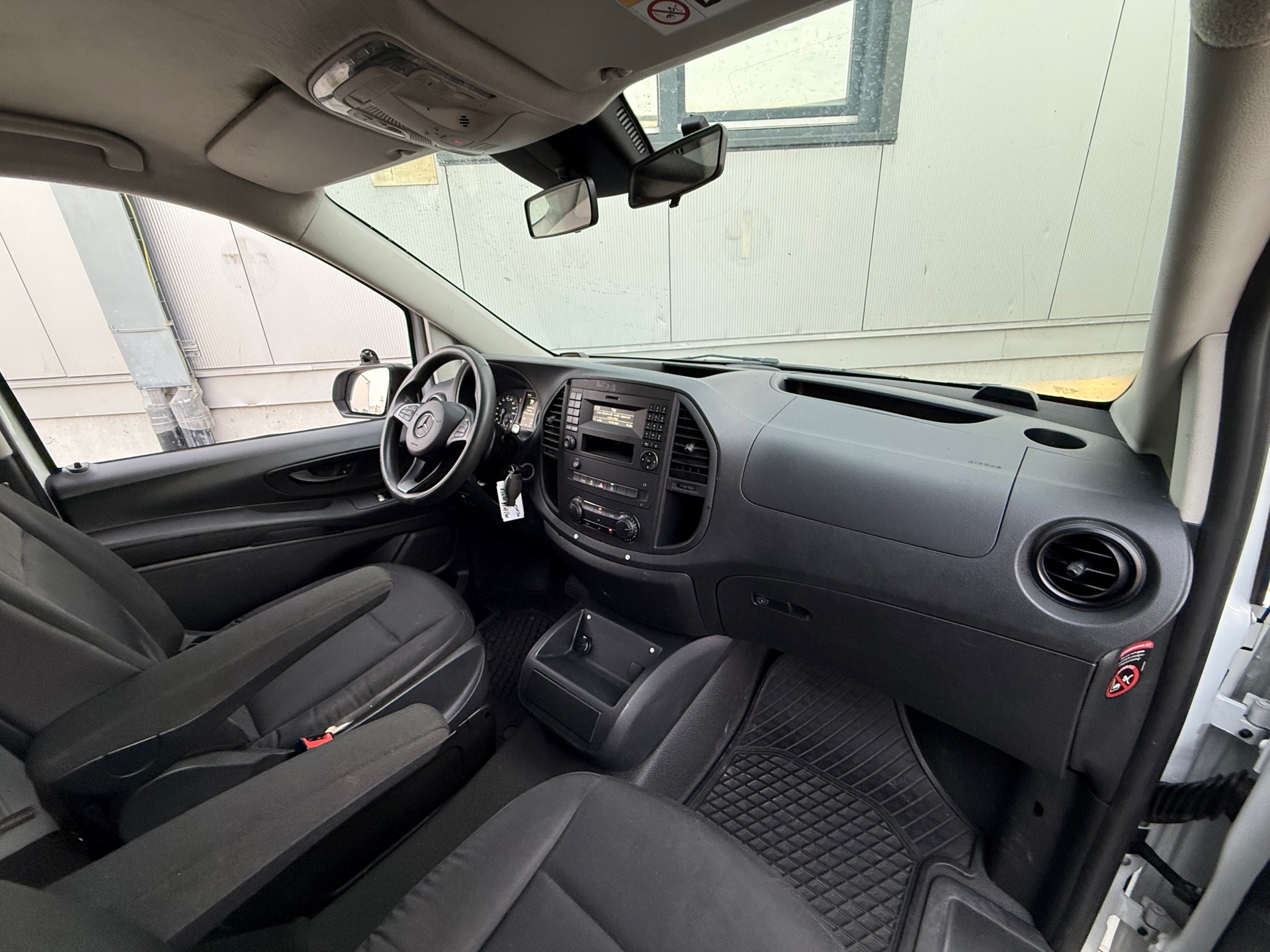 Foto van Mercedes-Benz Vito Tourer