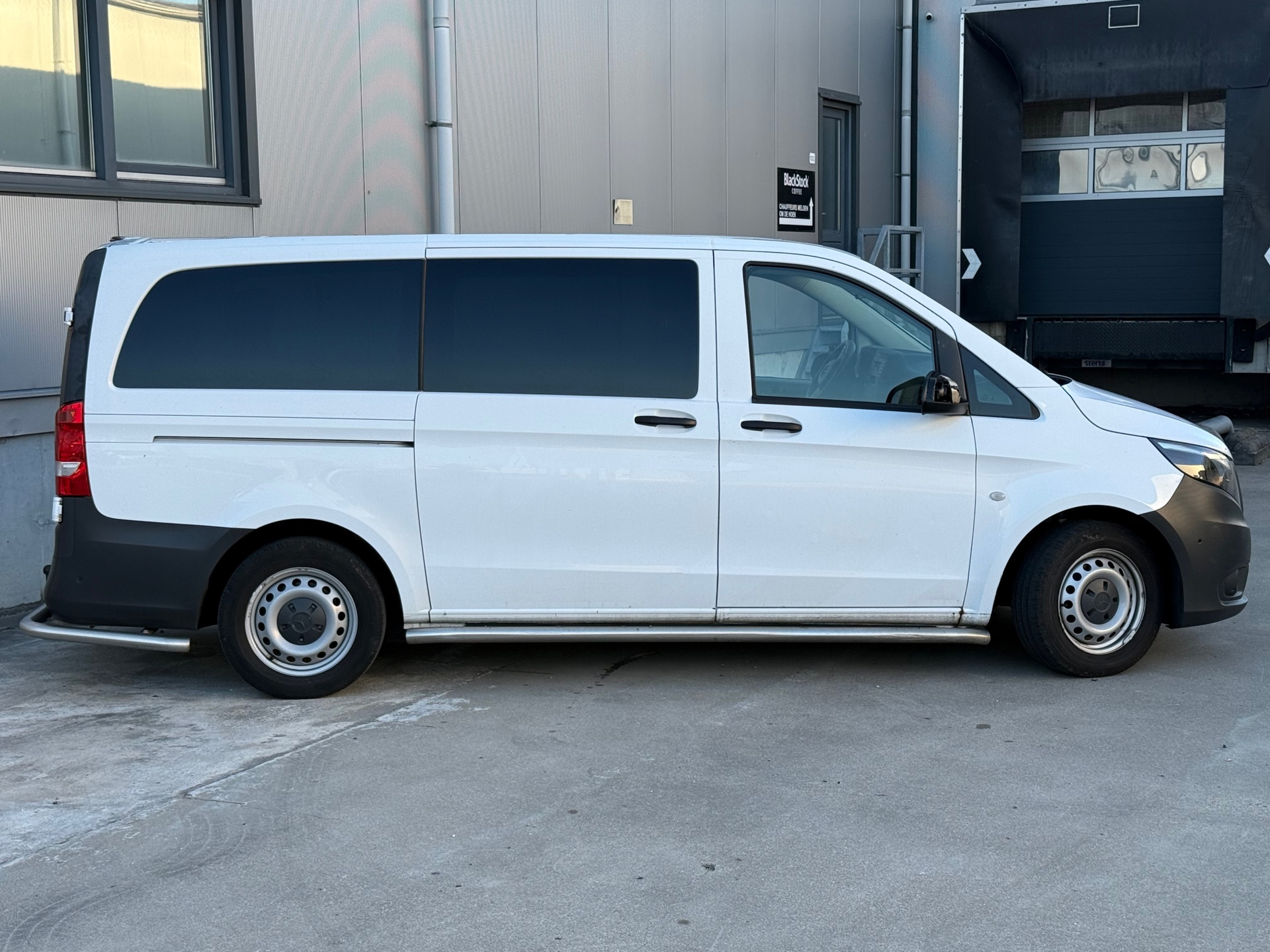 Foto van Mercedes-Benz Vito Tourer